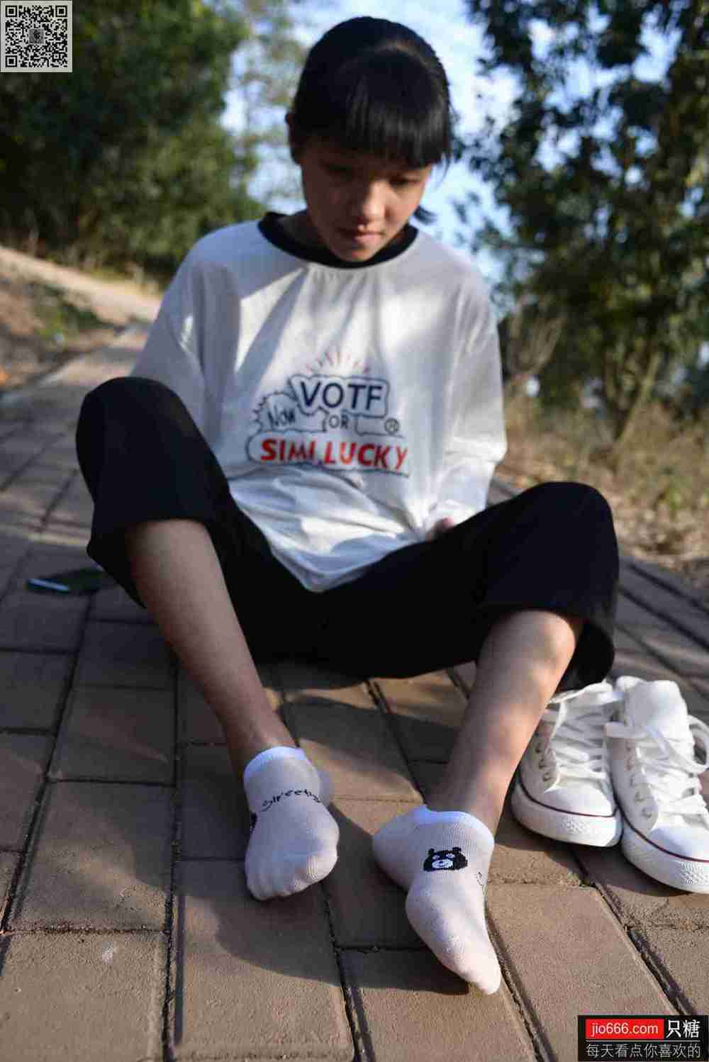 图片[159]-[只糖棉袜]NO.133 点点 没有一个冬天不可逾越[312P] – 速更版-美库