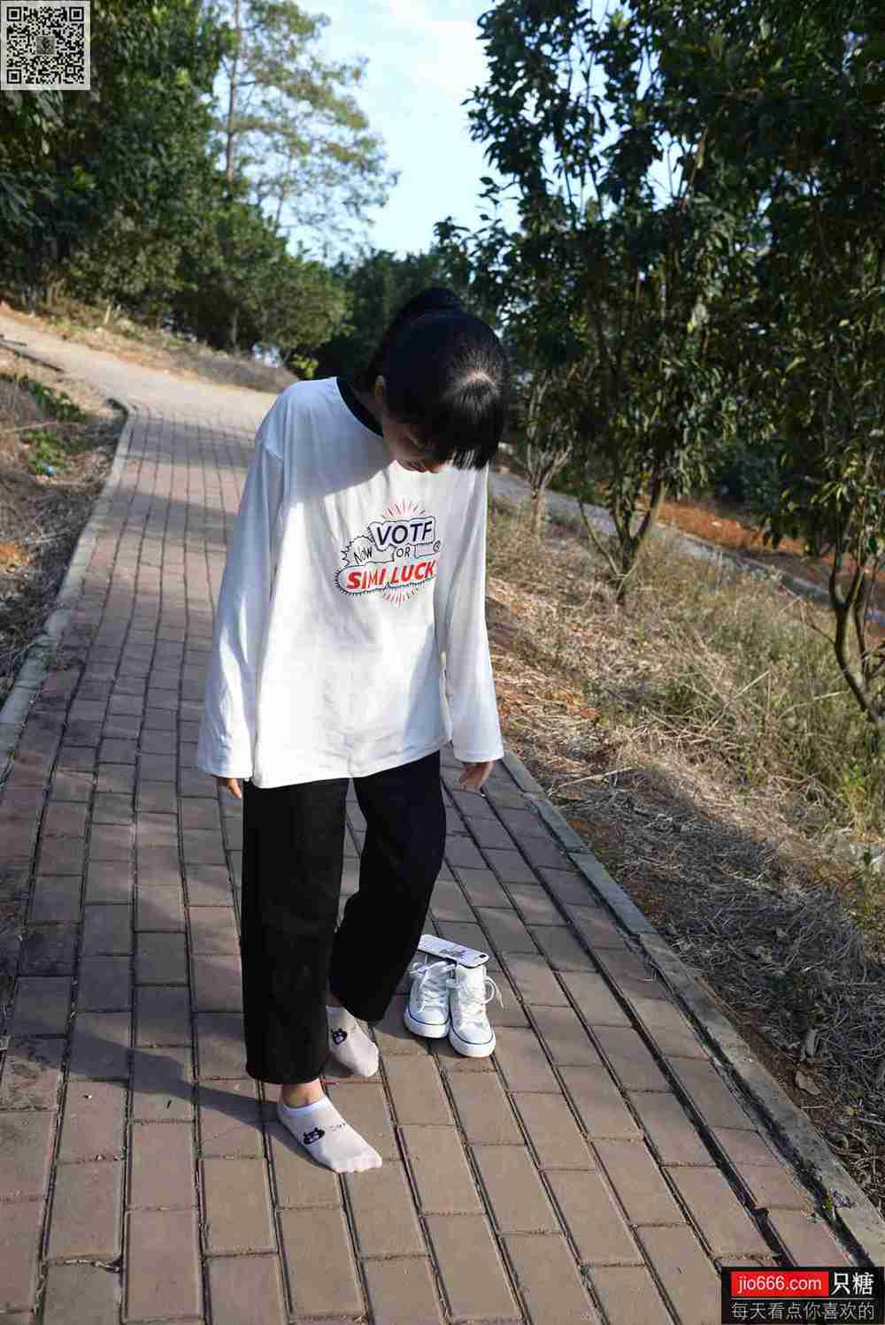 图片[135]-[只糖棉袜]NO.133 点点 没有一个冬天不可逾越[312P] – 速更版-美库