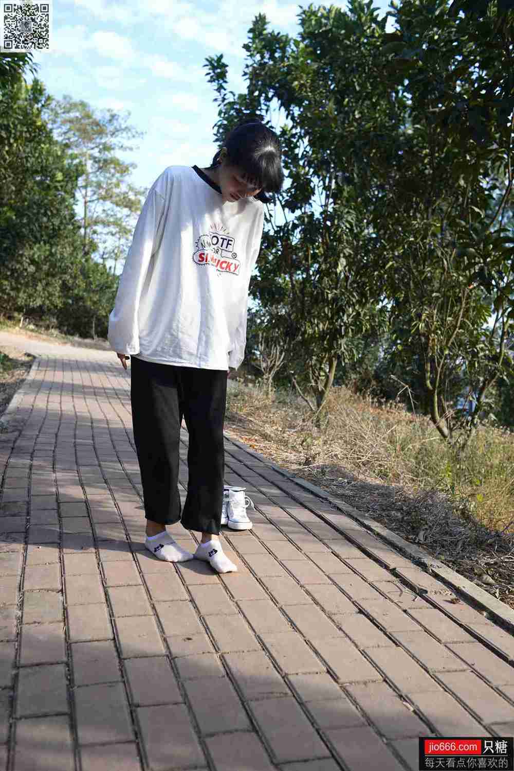 图片[262]-[只糖棉袜]NO.133 点点 没有一个冬天不可逾越[312P] – 速更版-美库