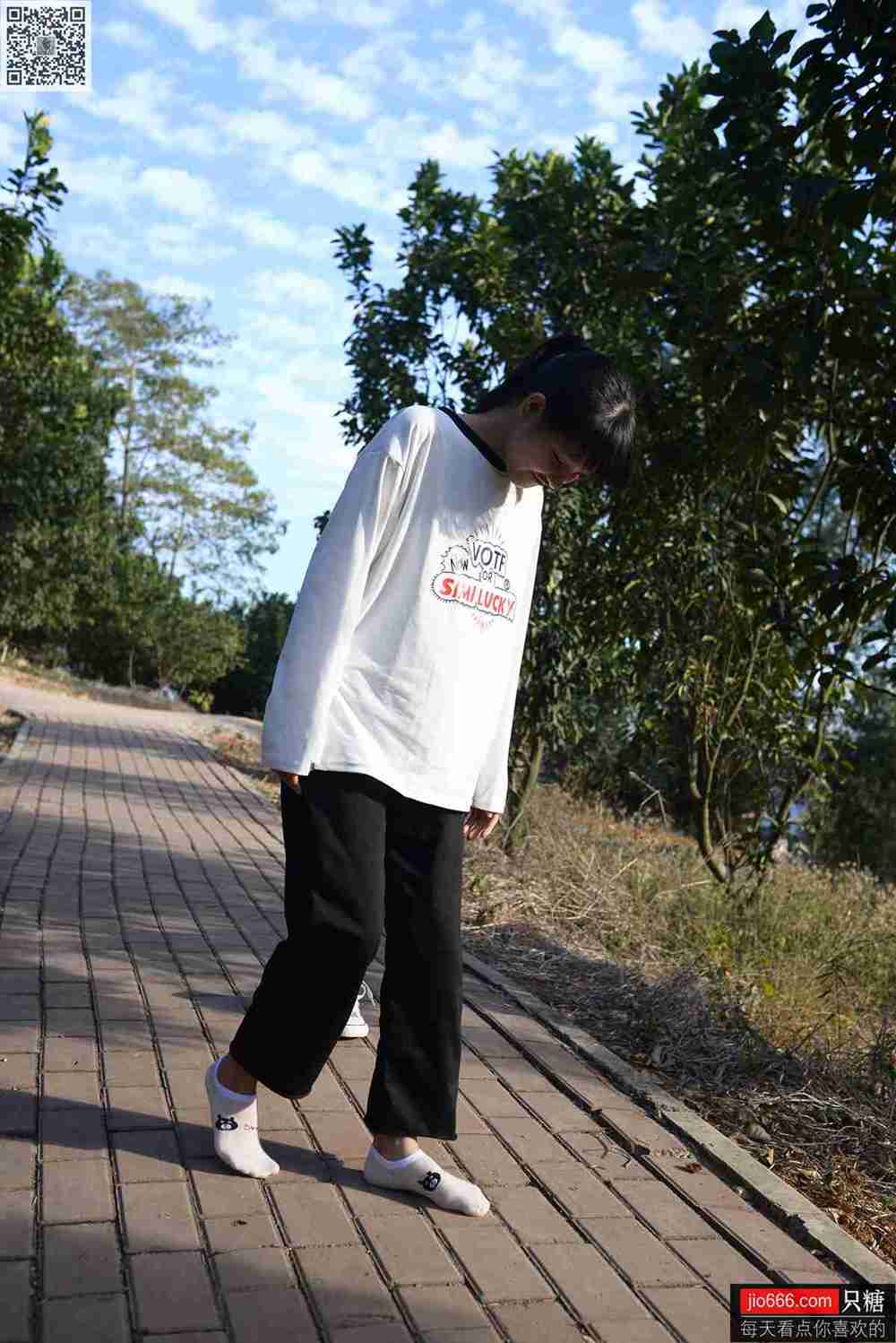 图片[181]-[只糖棉袜]NO.133 点点 没有一个冬天不可逾越[312P] – 速更版-美库