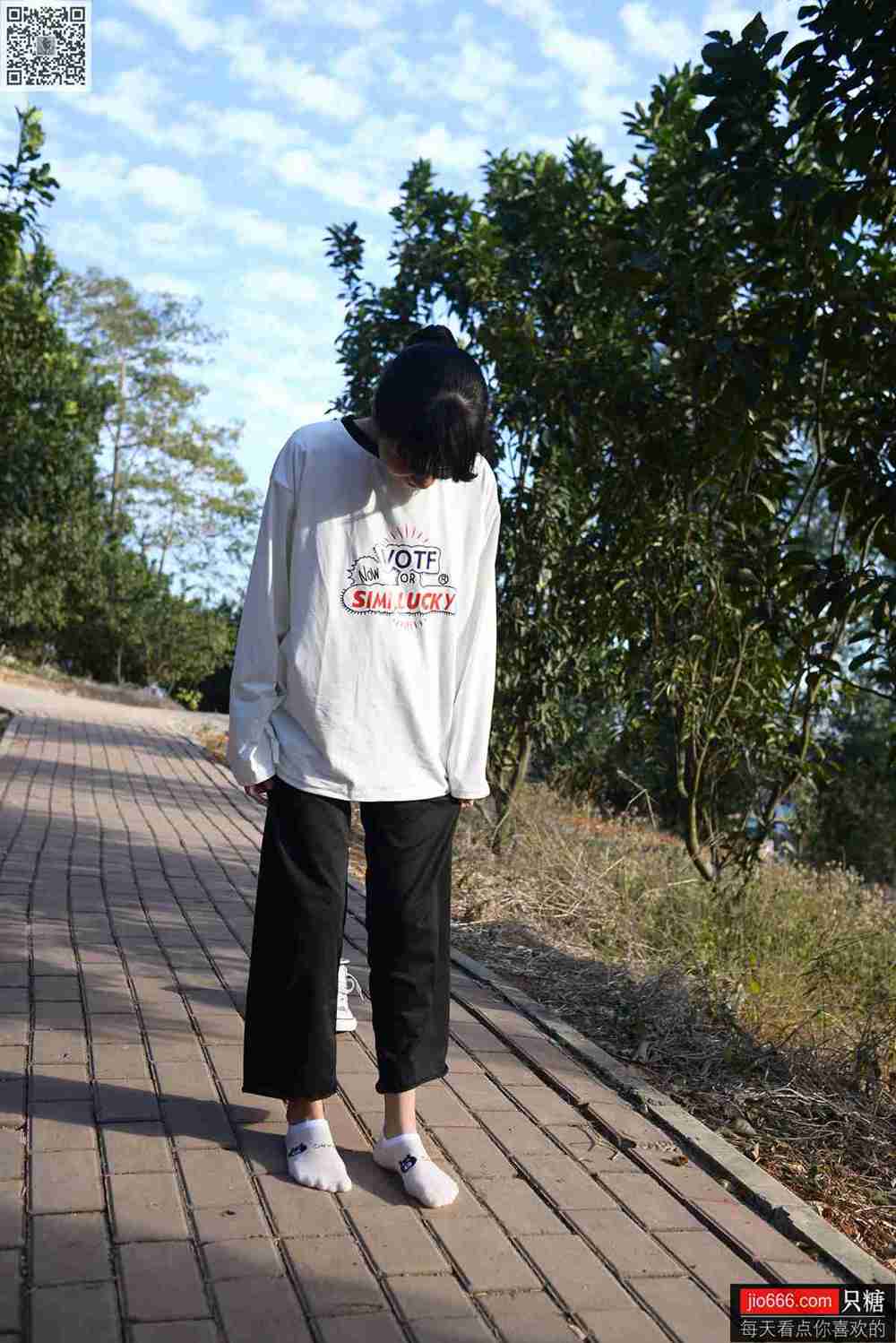 图片[129]-[只糖棉袜]NO.133 点点 没有一个冬天不可逾越[312P] – 速更版-美库