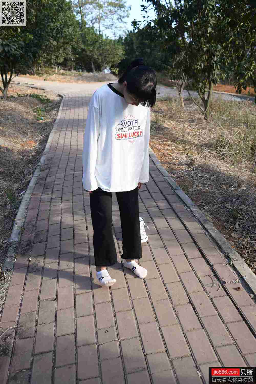 图片[93]-[只糖棉袜]NO.133 点点 没有一个冬天不可逾越[312P] – 速更版-美库