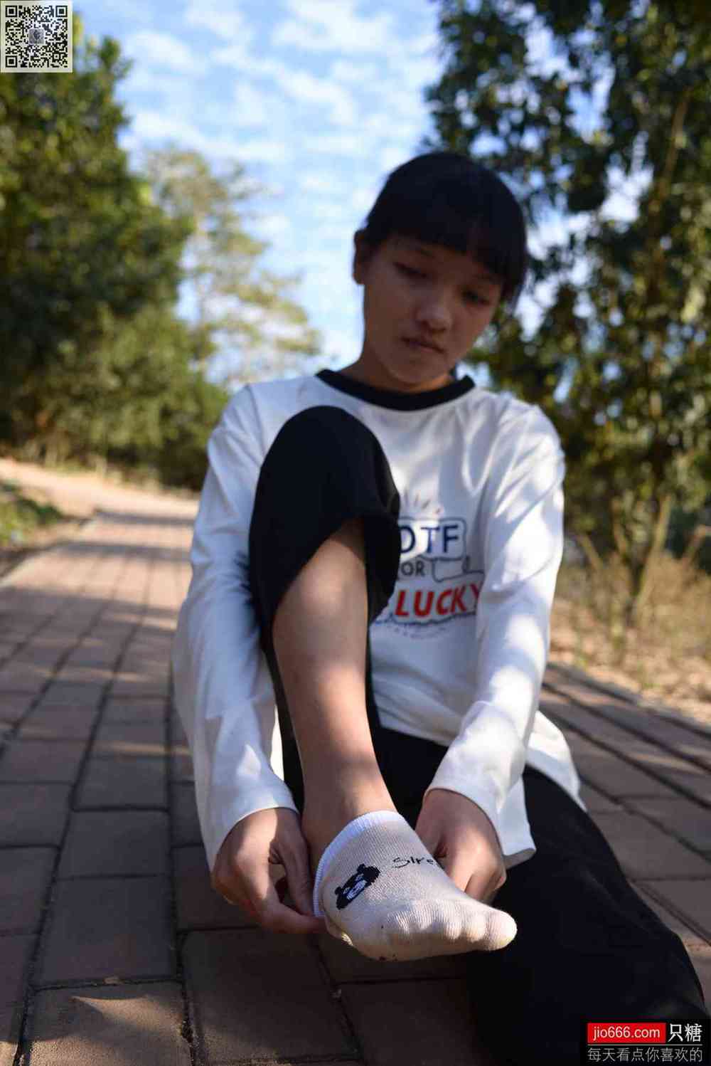 图片[203]-[只糖棉袜]NO.133 点点 没有一个冬天不可逾越[312P] – 速更版-美库