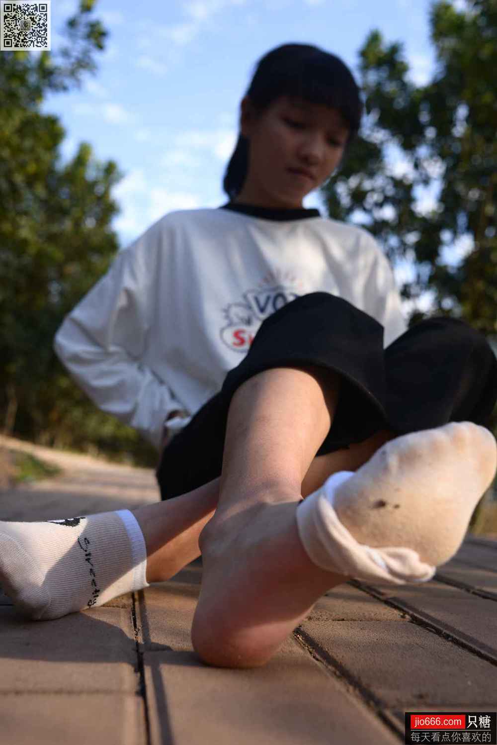 图片[229]-[只糖棉袜]NO.133 点点 没有一个冬天不可逾越[312P] – 速更版-美库