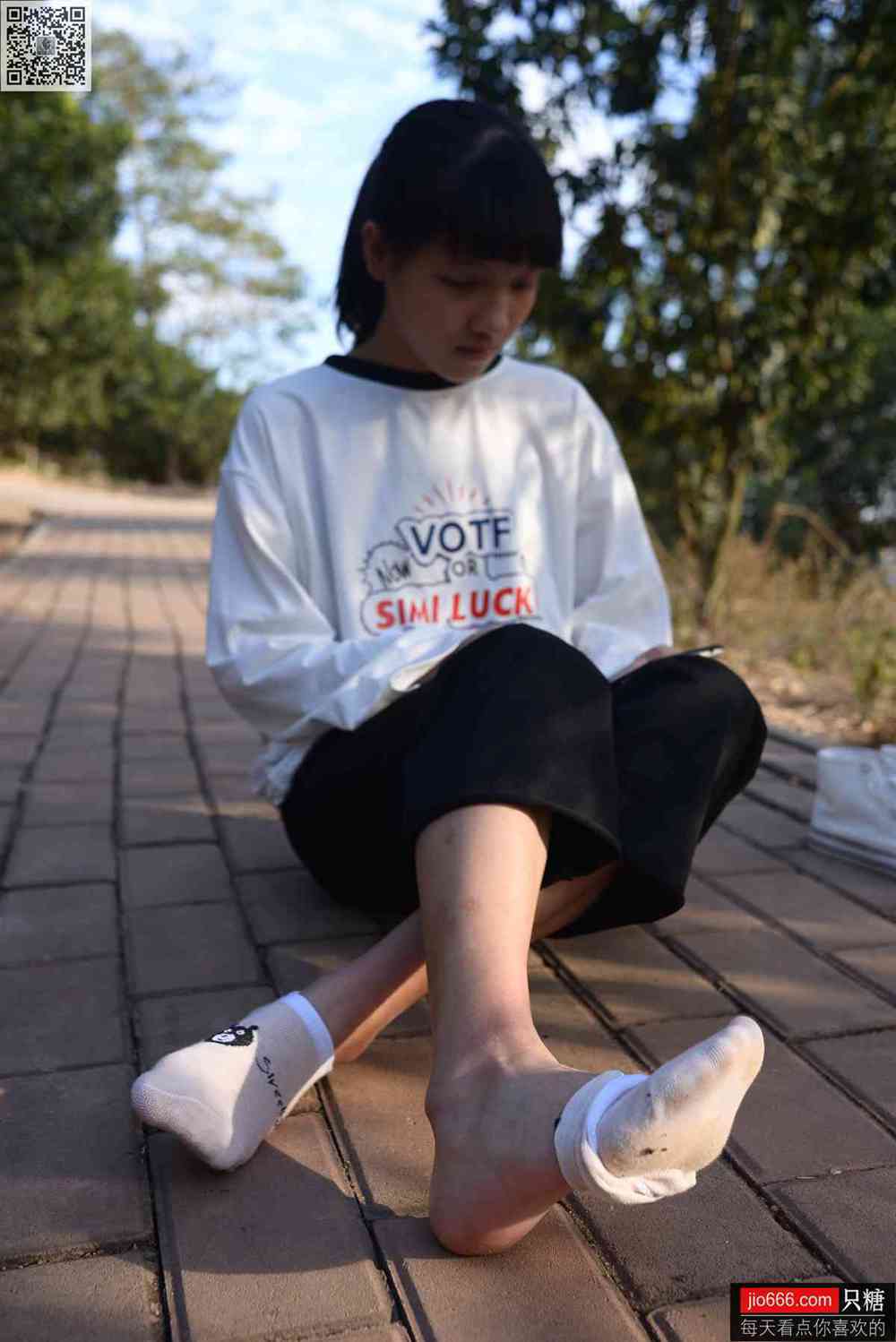 图片[21]-[只糖棉袜]NO.133 点点 没有一个冬天不可逾越[312P] – 速更版-美库