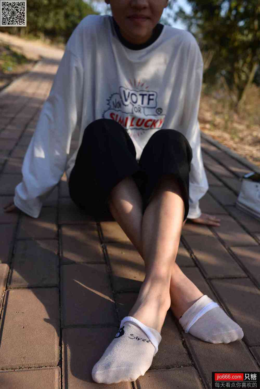 图片[303]-[只糖棉袜]NO.133 点点 没有一个冬天不可逾越[312P] – 速更版-美库