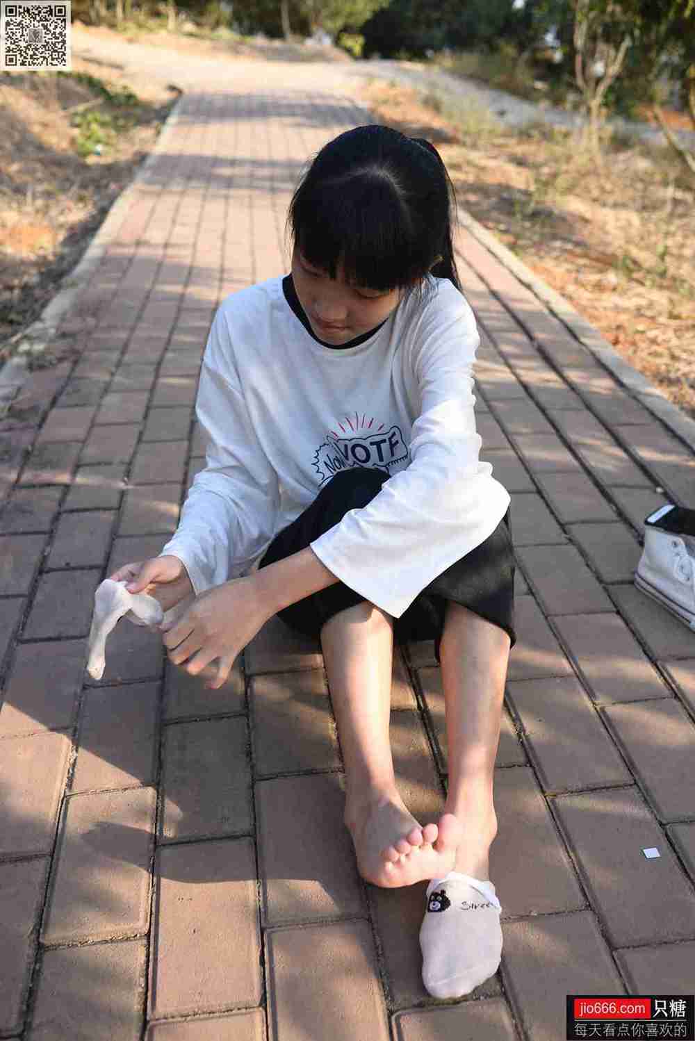 图片[290]-[只糖棉袜]NO.133 点点 没有一个冬天不可逾越[312P] – 速更版-美库