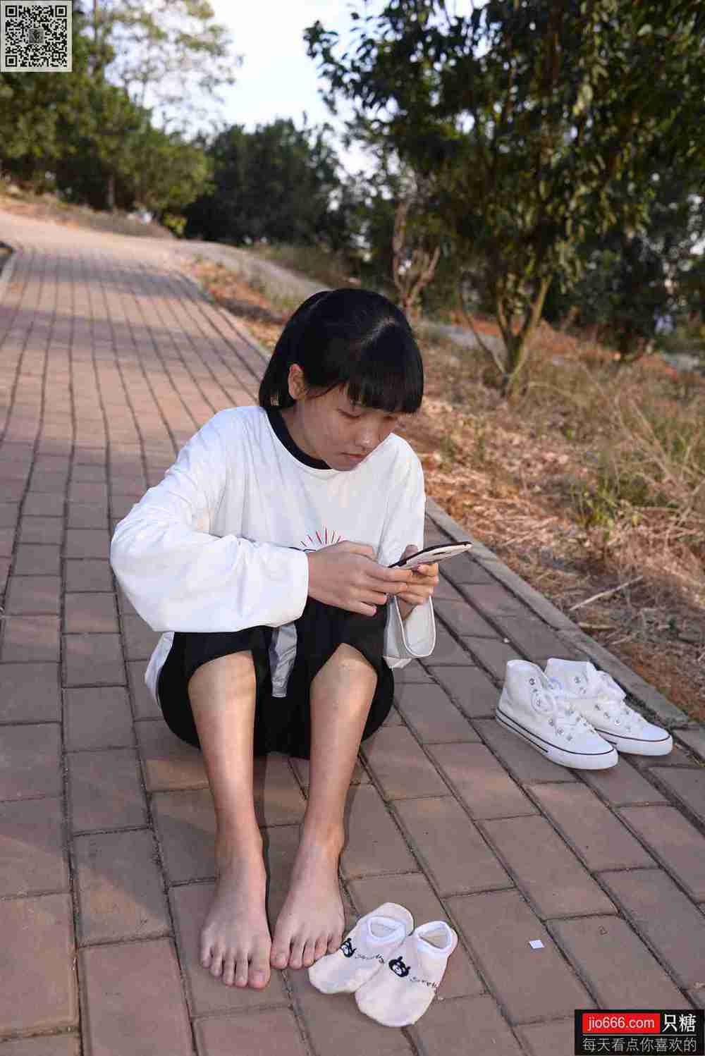 图片[204]-[只糖棉袜]NO.133 点点 没有一个冬天不可逾越[312P] – 速更版-美库