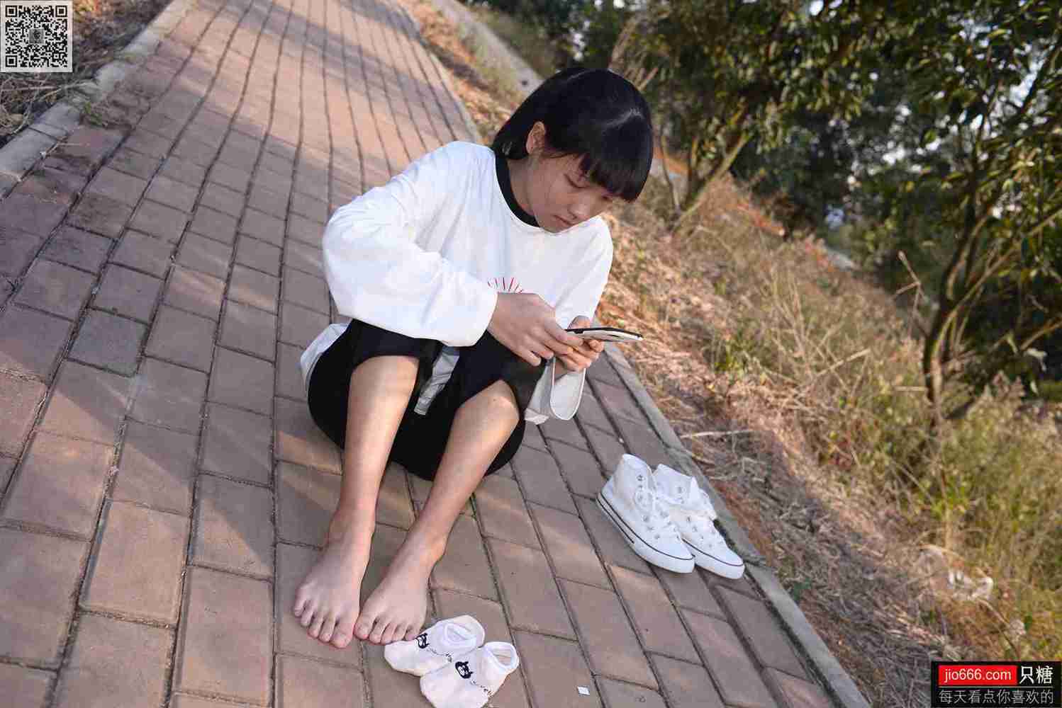 图片[3]-[只糖棉袜]NO.133 点点 没有一个冬天不可逾越[312P] – 速更版-美库