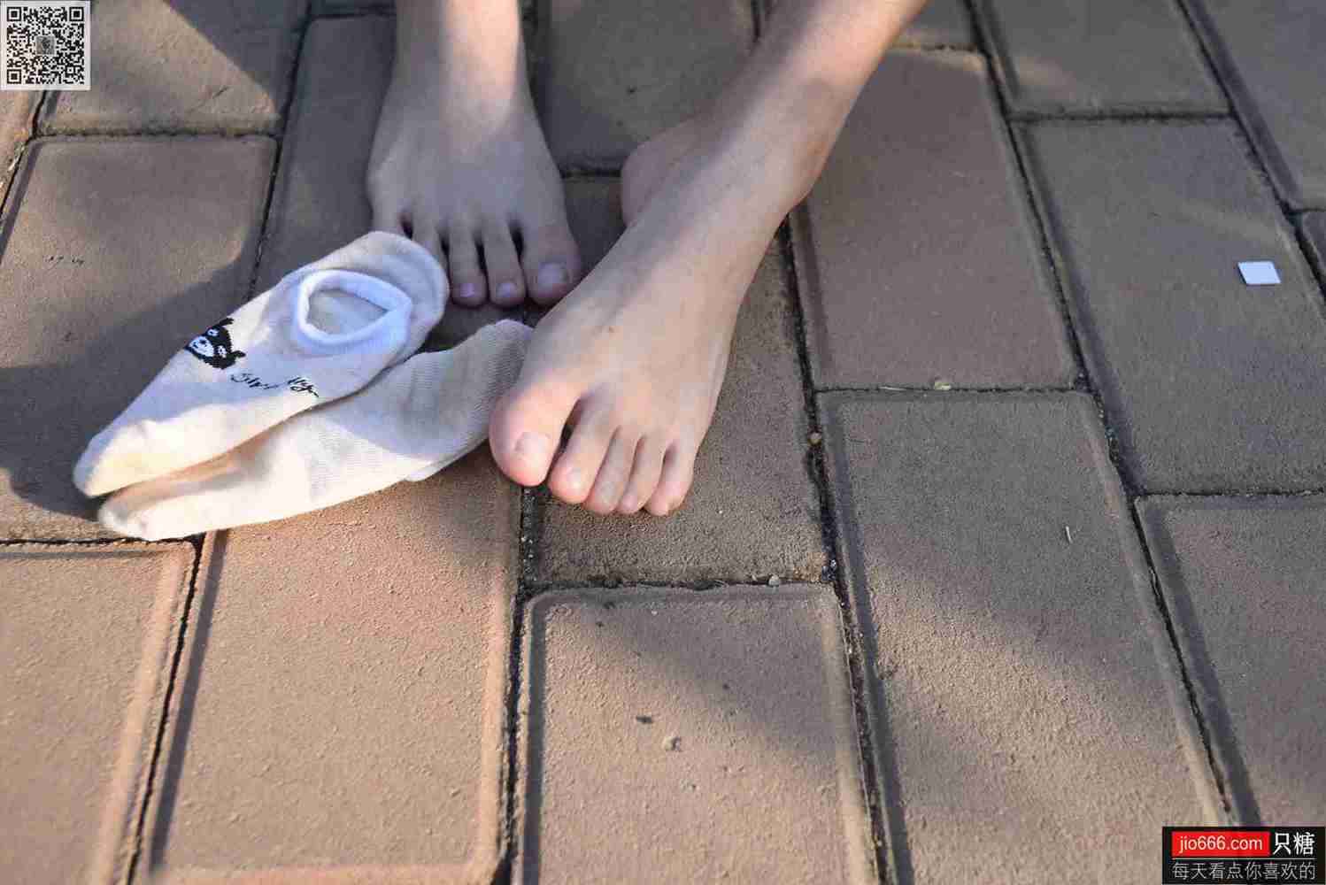 图片[180]-[只糖棉袜]NO.133 点点 没有一个冬天不可逾越[312P] – 速更版-美库