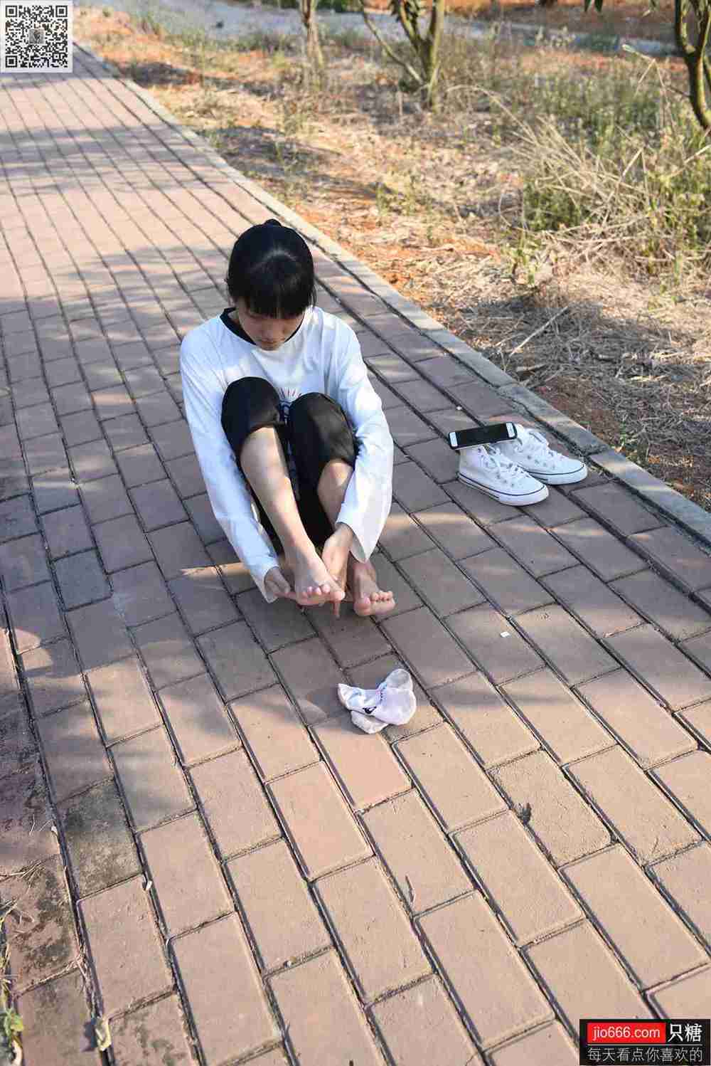 图片[304]-[只糖棉袜]NO.133 点点 没有一个冬天不可逾越[312P] – 速更版-美库