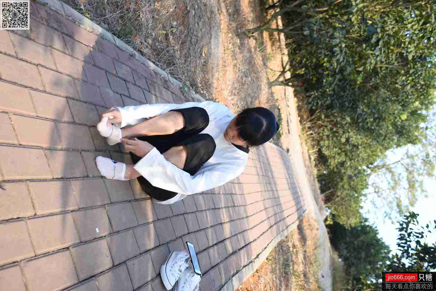 图片[225]-[只糖棉袜]NO.133 点点 没有一个冬天不可逾越[312P] – 速更版-美库