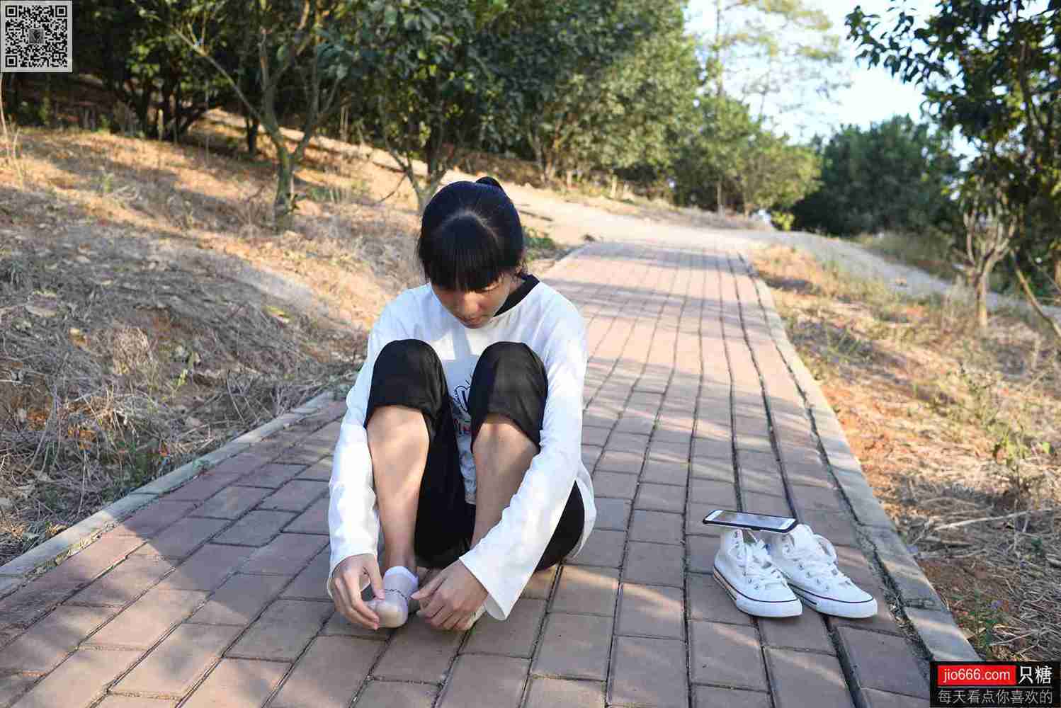 图片[112]-[只糖棉袜]NO.133 点点 没有一个冬天不可逾越[312P] – 速更版-美库