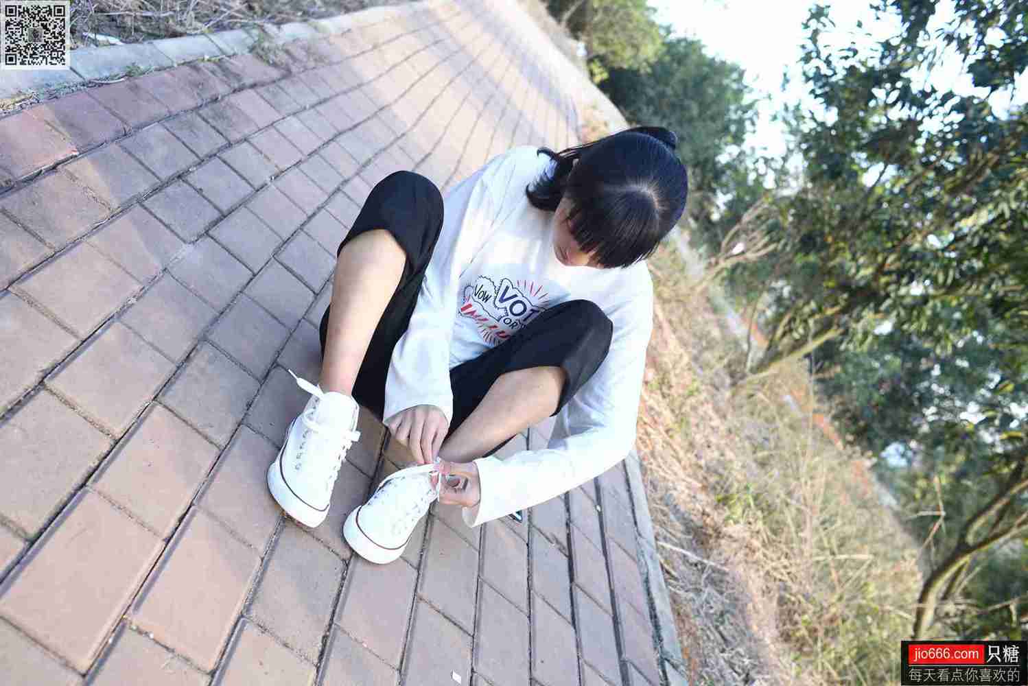 图片[105]-[只糖棉袜]NO.133 点点 没有一个冬天不可逾越[312P] – 速更版-美库