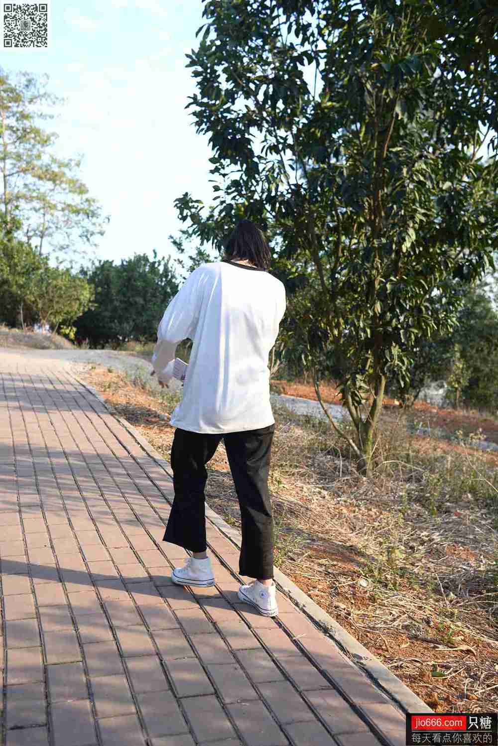 图片[222]-[只糖棉袜]NO.133 点点 没有一个冬天不可逾越[312P] – 速更版-美库