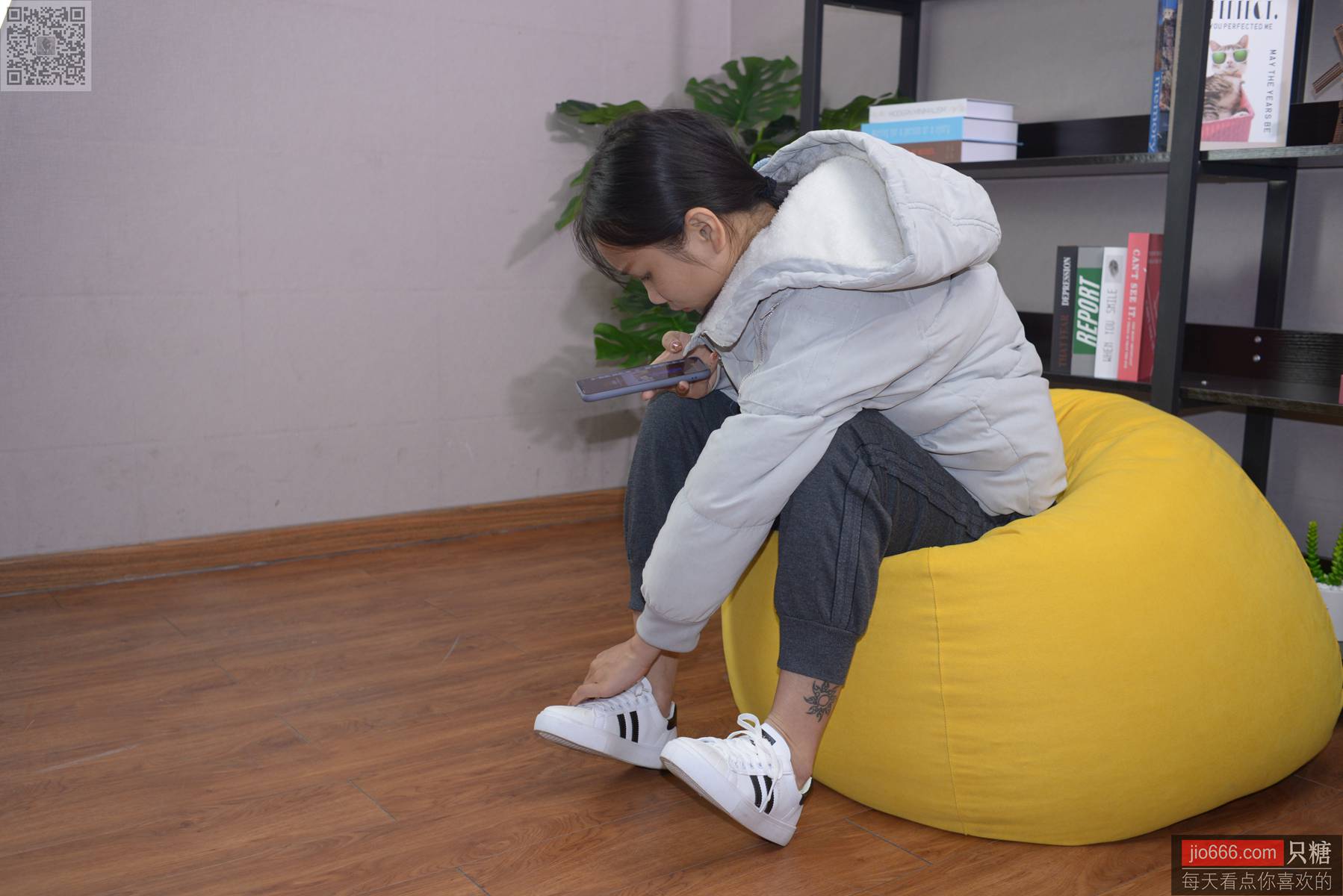 图片[124]-[只糖棉袜]NO.137 橙兔 所幸仍有光[216P] – 速更版-美库