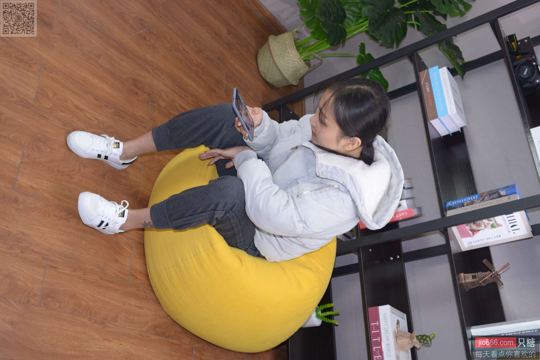 图片[131]-[只糖棉袜]NO.137 橙兔 所幸仍有光[216P] – 速更版-美库