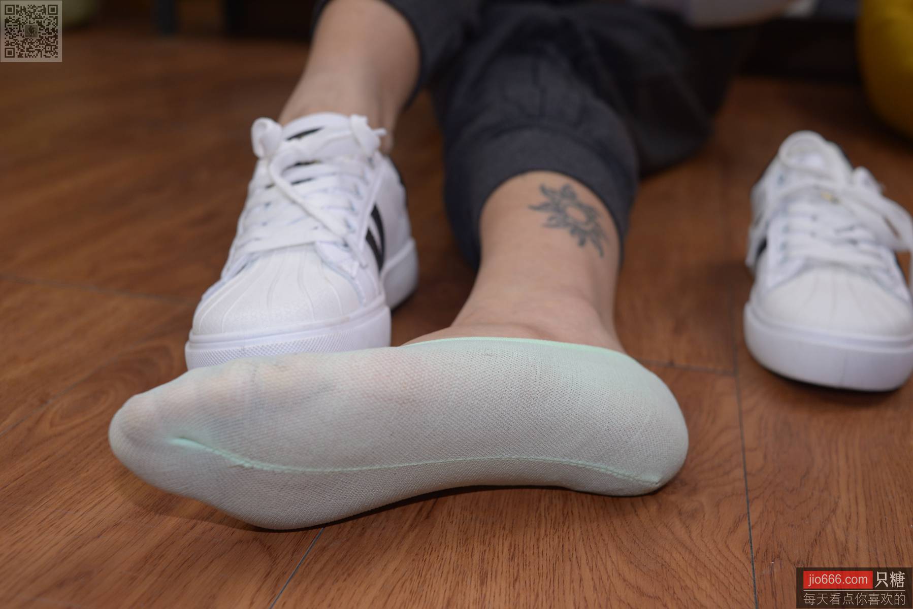 图片[109]-[只糖棉袜]NO.137 橙兔 所幸仍有光[216P] – 速更版-美库