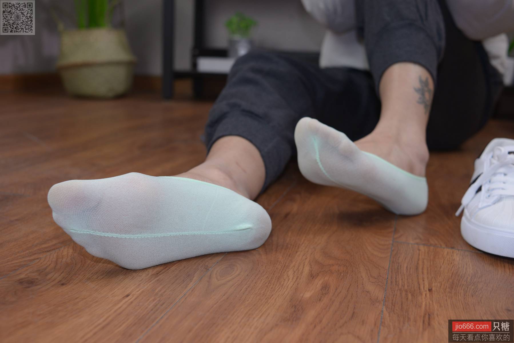 图片[164]-[只糖棉袜]NO.137 橙兔 所幸仍有光[216P] – 速更版-美库