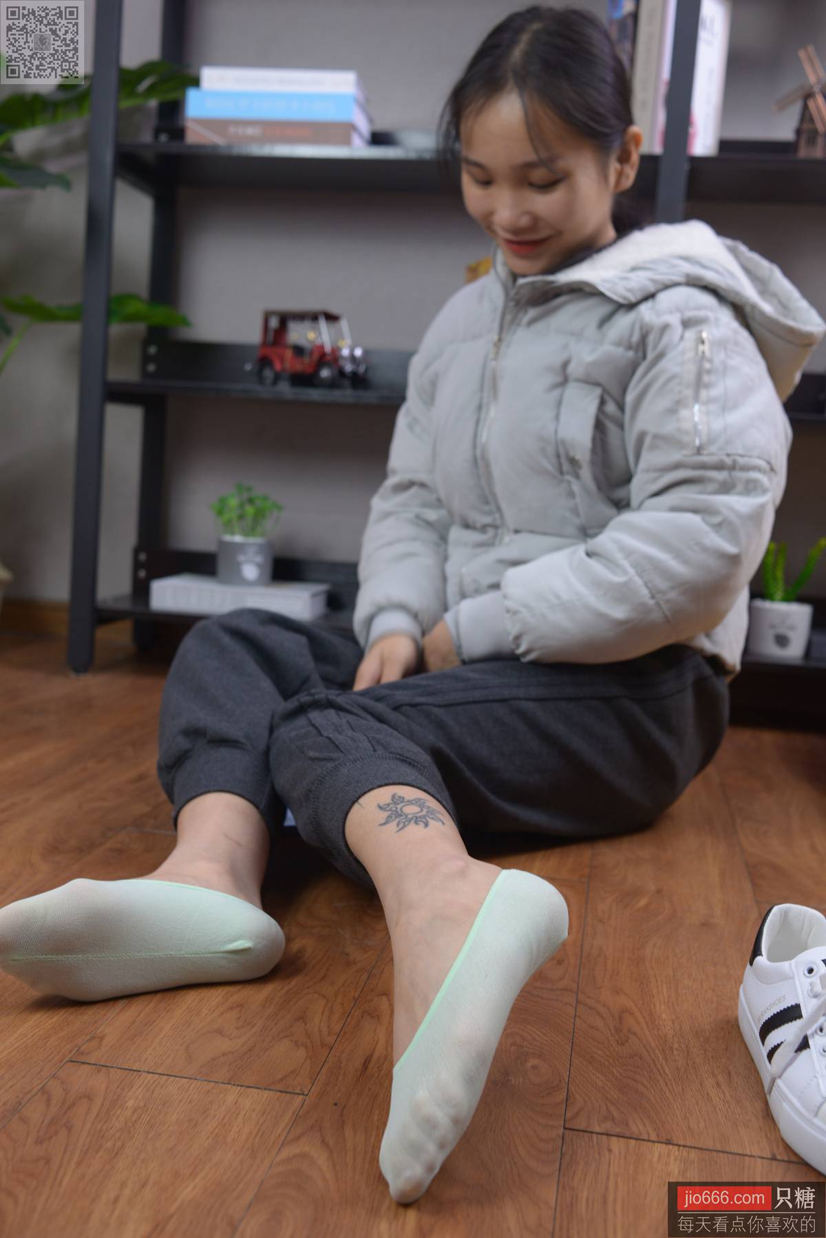 图片[83]-[只糖棉袜]NO.137 橙兔 所幸仍有光[216P] – 速更版-美库