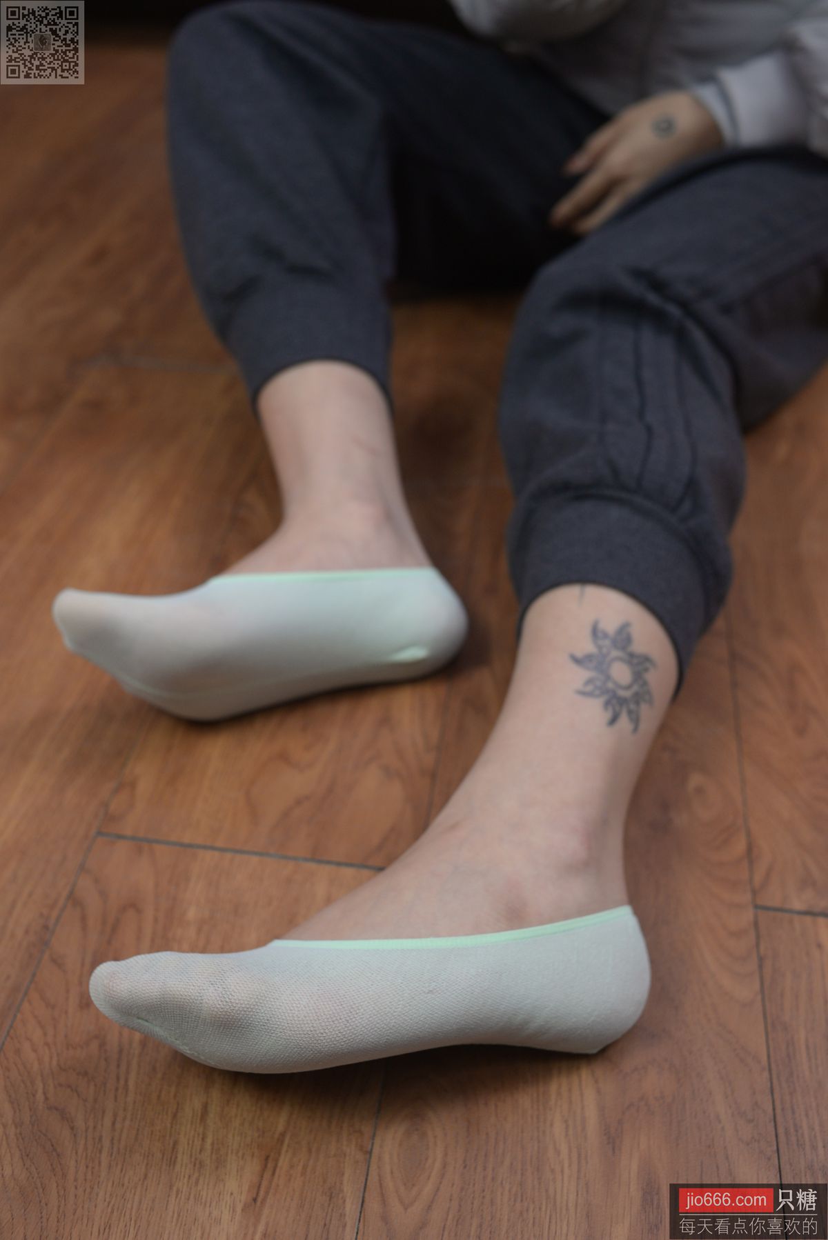 图片[116]-[只糖棉袜]NO.137 橙兔 所幸仍有光[216P] – 速更版-美库