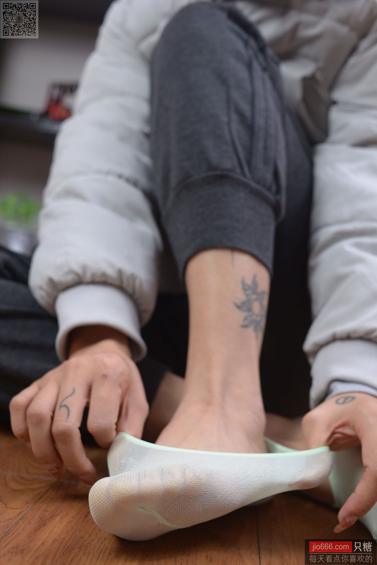 图片[136]-[只糖棉袜]NO.137 橙兔 所幸仍有光[216P] – 速更版-美库