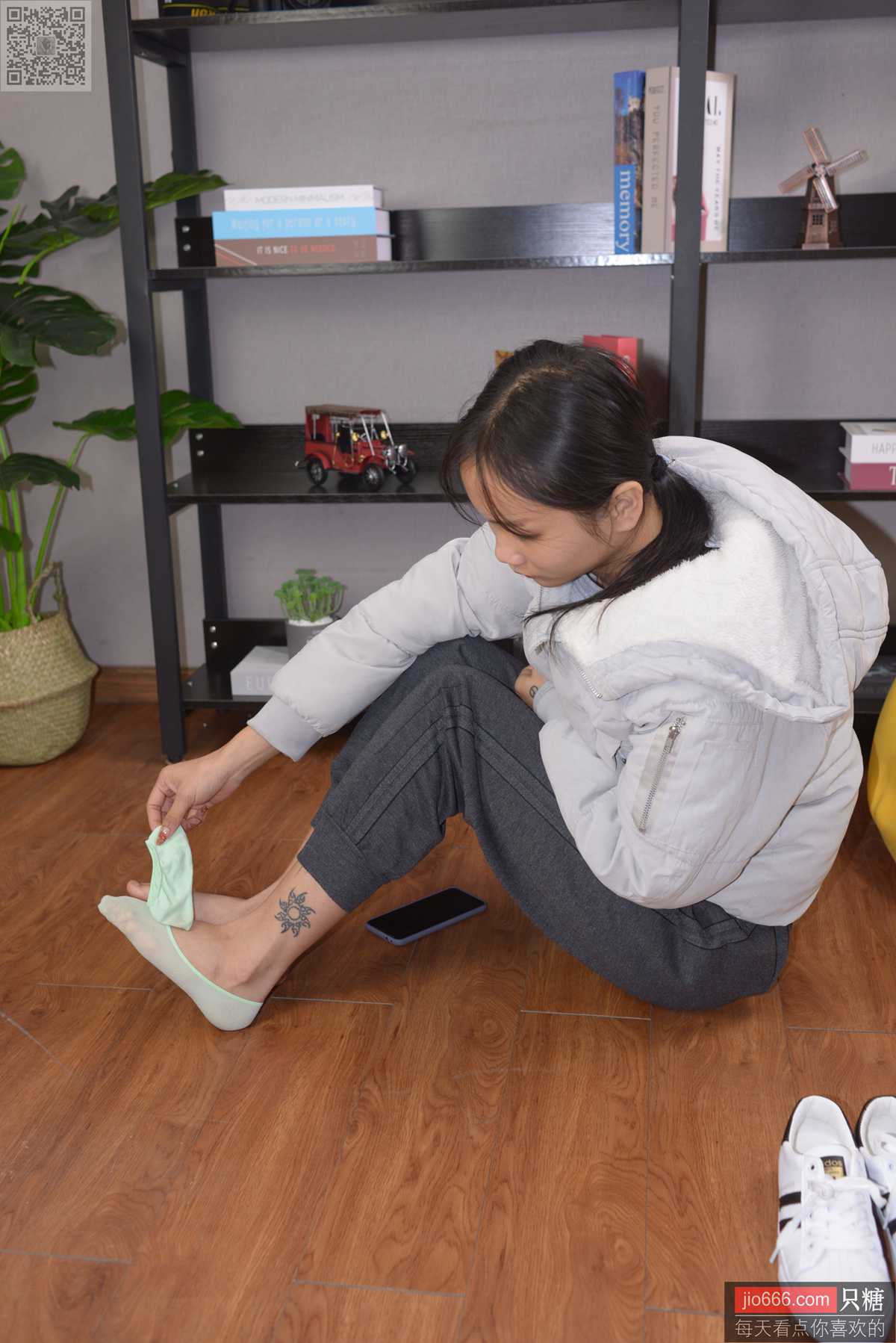 图片[137]-[只糖棉袜]NO.137 橙兔 所幸仍有光[216P] – 速更版-美库