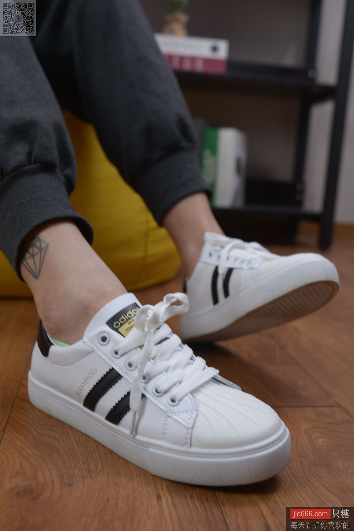 图片[48]-[只糖棉袜]NO.137 橙兔 所幸仍有光[216P] – 速更版-美库