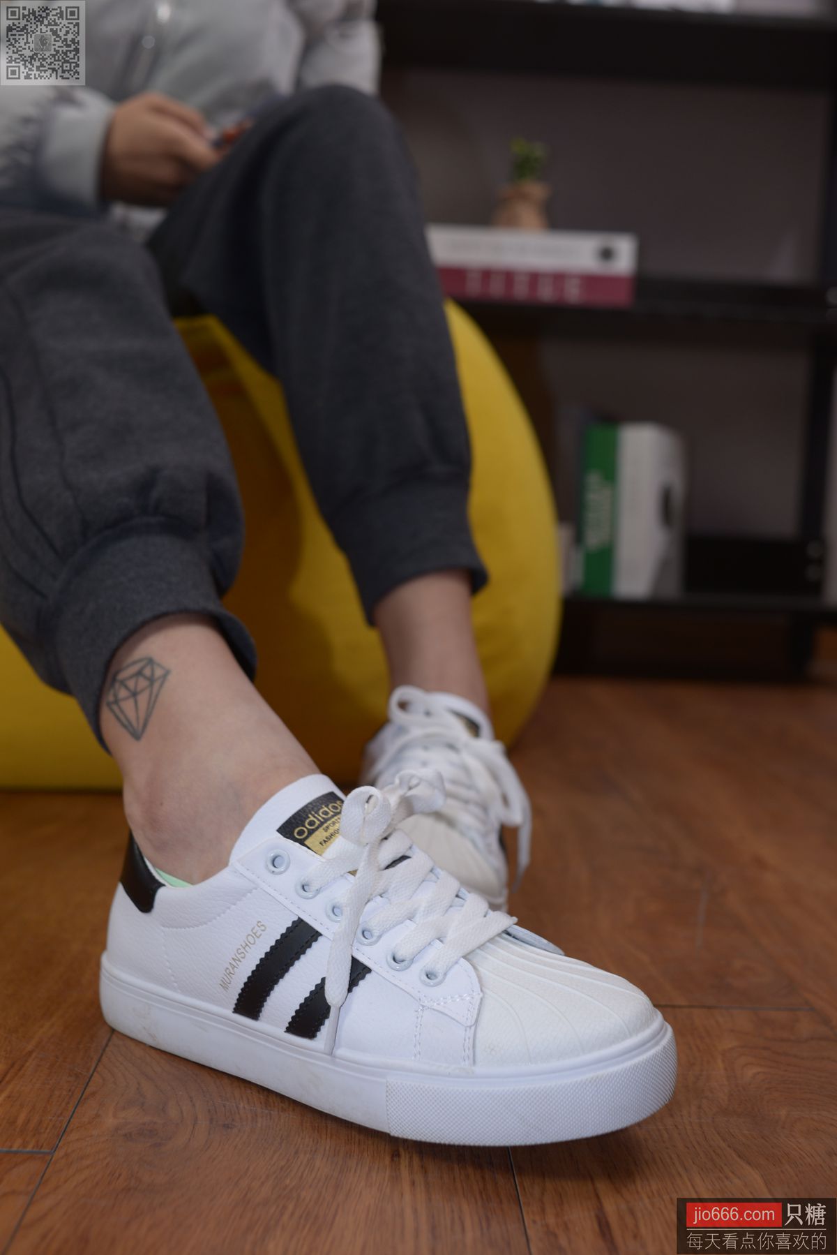 图片[106]-[只糖棉袜]NO.137 橙兔 所幸仍有光[216P] – 速更版-美库