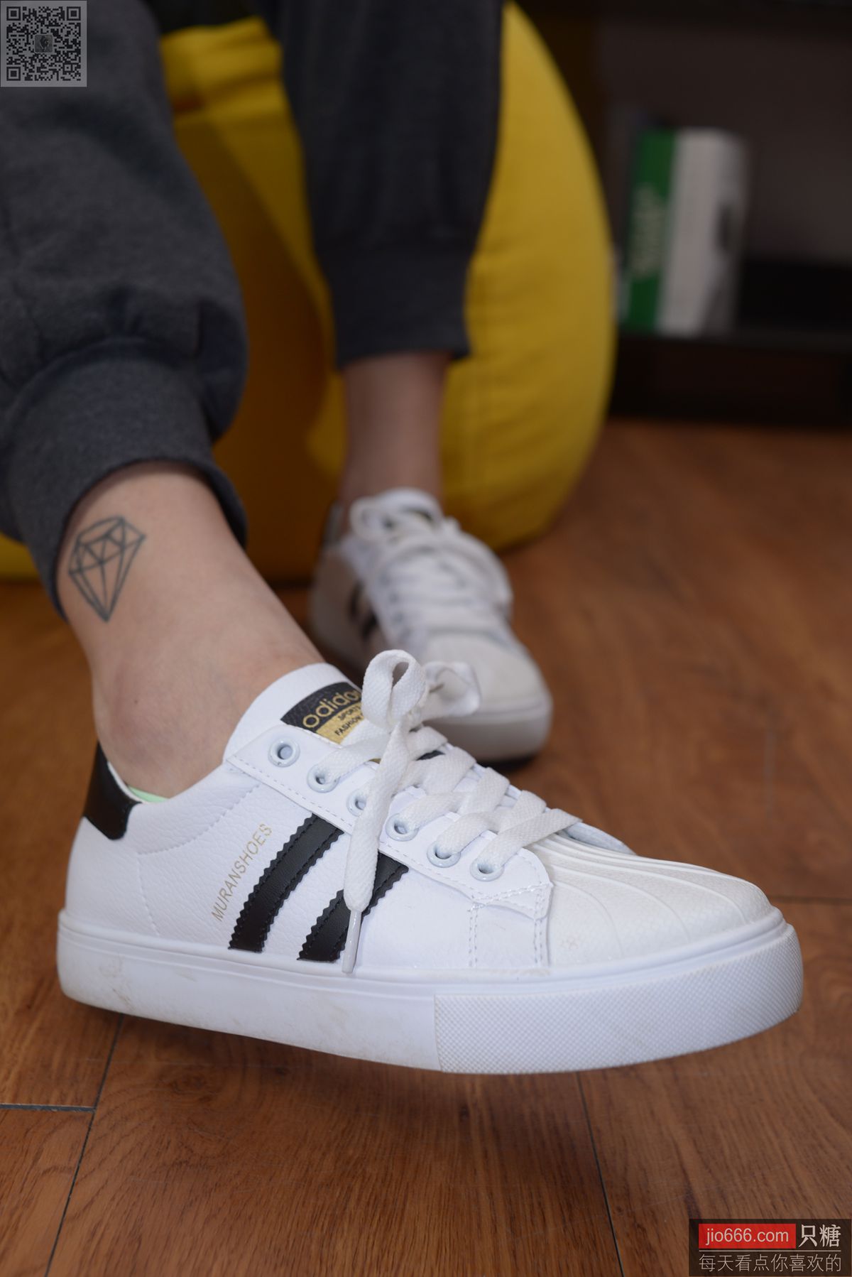 图片[150]-[只糖棉袜]NO.137 橙兔 所幸仍有光[216P] – 速更版-美库