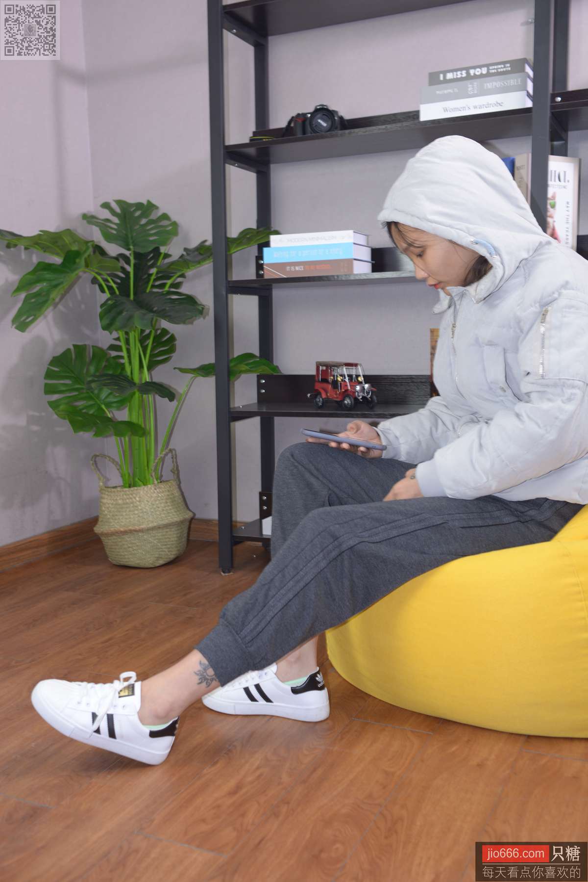 图片[167]-[只糖棉袜]NO.137 橙兔 所幸仍有光[216P] – 速更版-美库