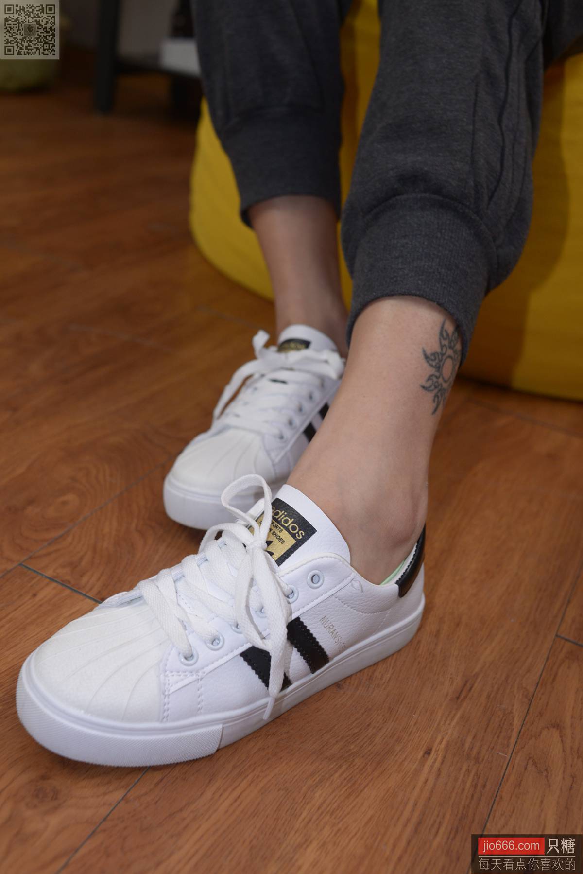 图片[212]-[只糖棉袜]NO.137 橙兔 所幸仍有光[216P] – 速更版-美库