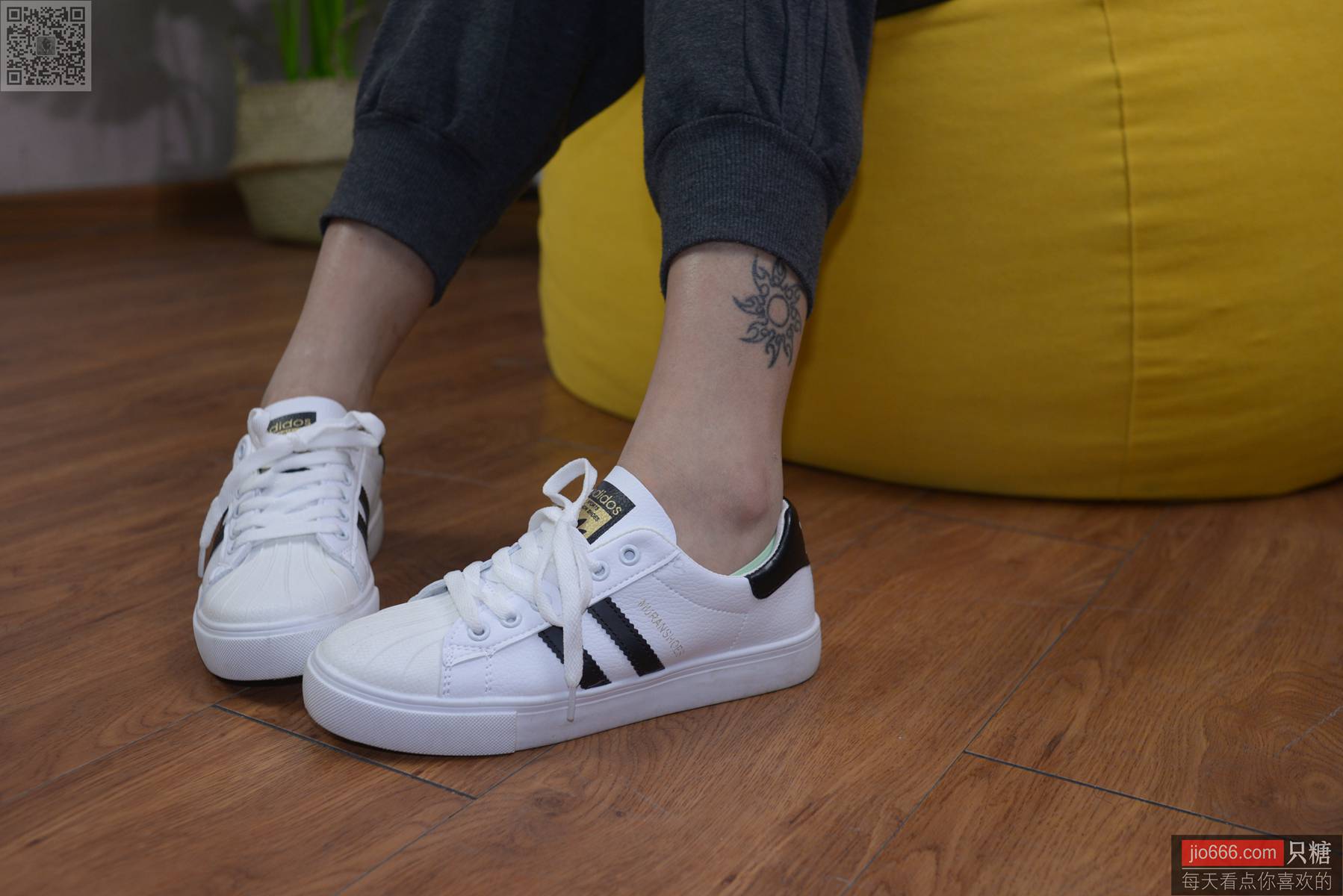 图片[204]-[只糖棉袜]NO.137 橙兔 所幸仍有光[216P] – 速更版-美库