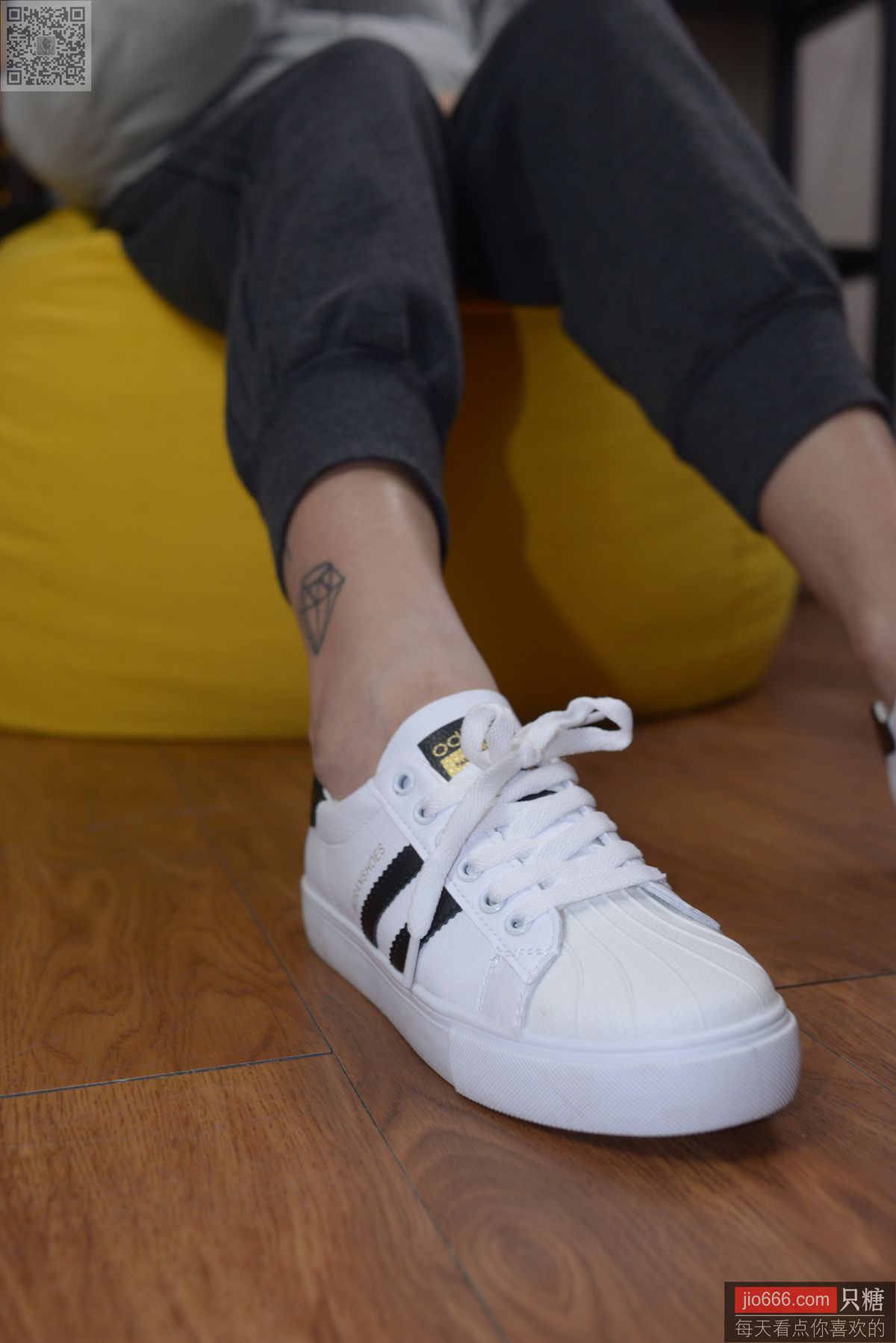 图片[128]-[只糖棉袜]NO.137 橙兔 所幸仍有光[216P] – 速更版-美库