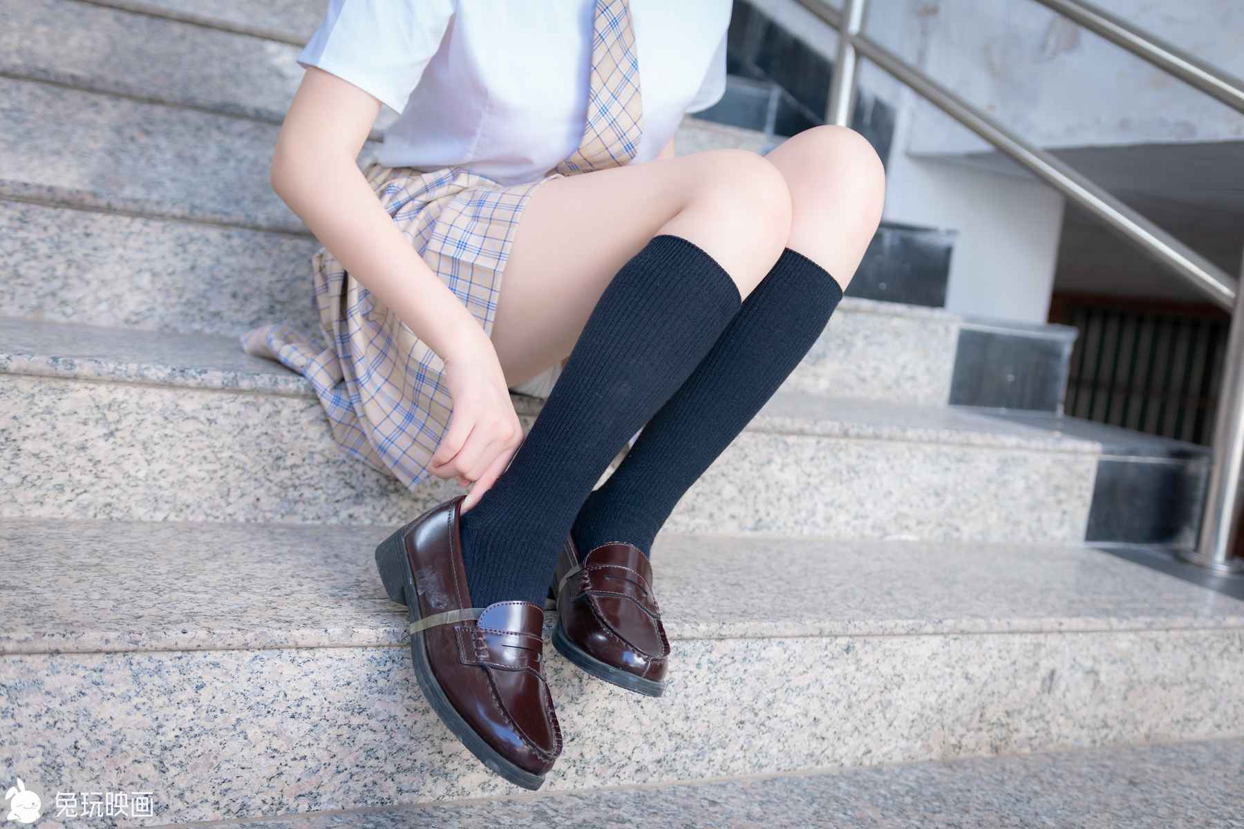 图片[19]-兔玩映画 C146 教室走廊外的JK [41P] – 速更版-美库