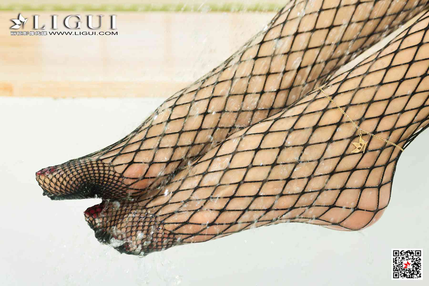 图片[26]-[Ligui丽柜] 2020.12.16《浴享丝柔之一网情深》凉儿 [86P] – 速更版-美库