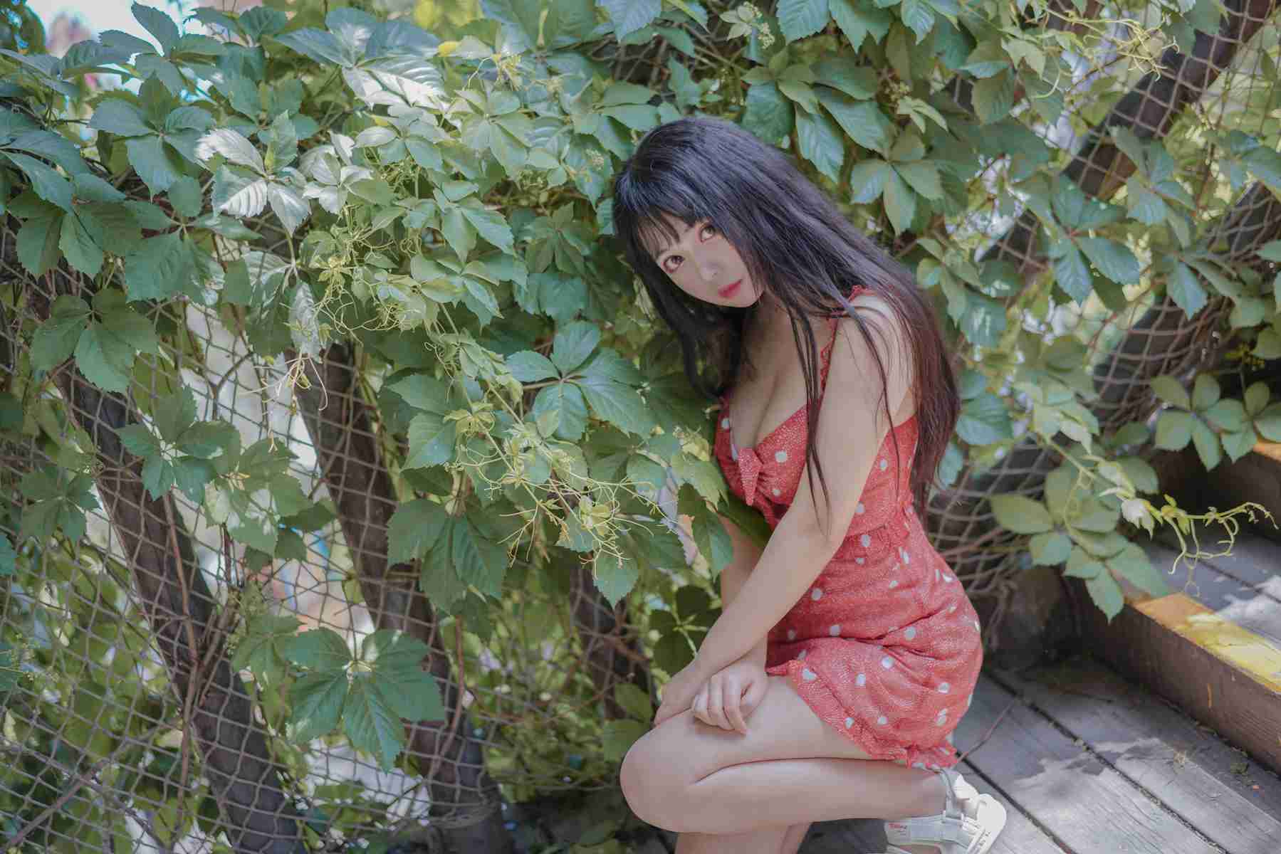 图片[31]-大眼萌妹@黑猫猫OvO 草莓[32P] – 速更版-美库