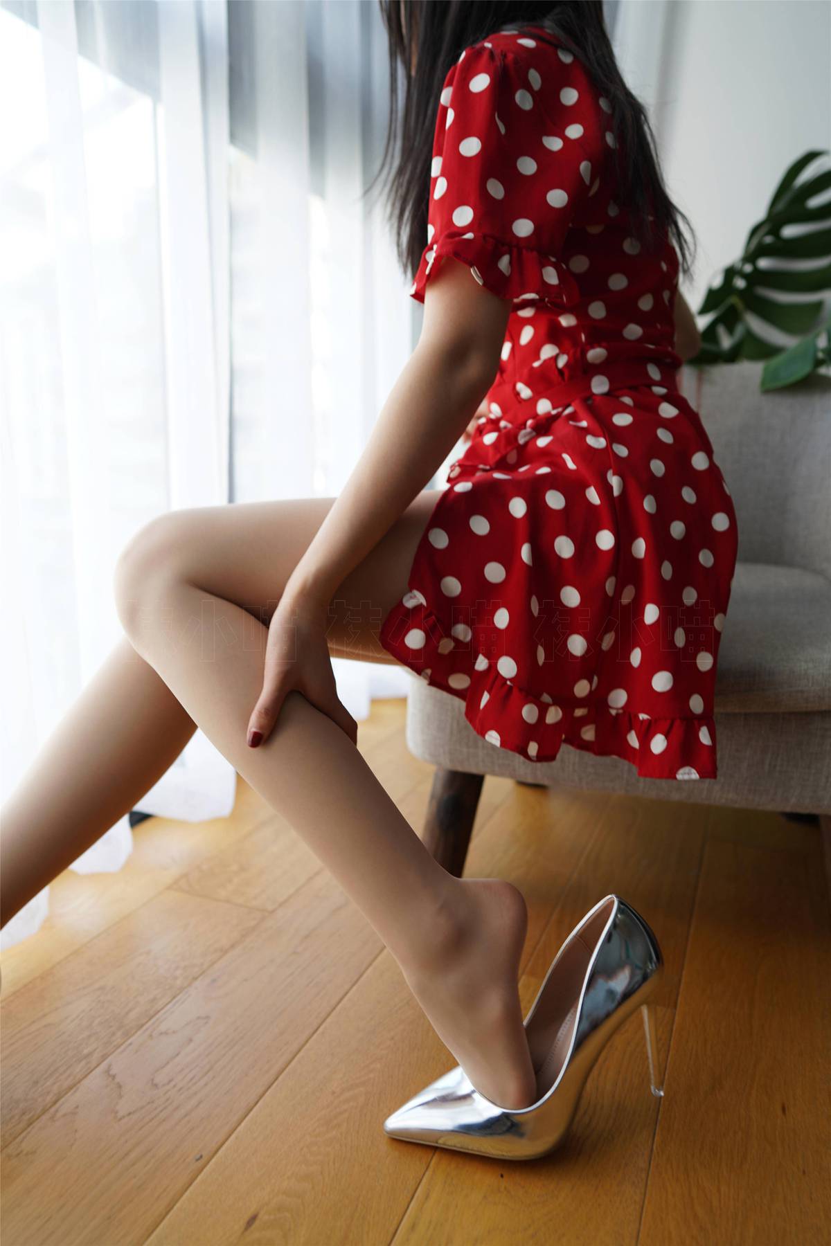 图片[85]-[kittyWawa袜小喵] KT263 《波点红裙》 [96P] – 速更版-美库