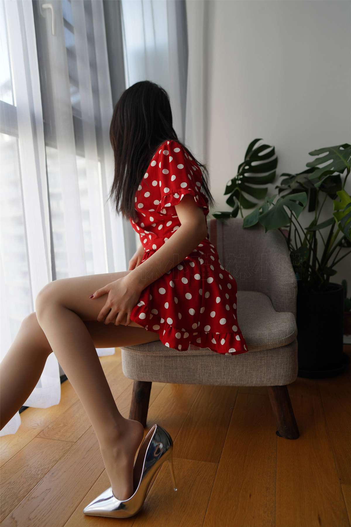 图片[68]-[kittyWawa袜小喵] KT263 《波点红裙》 [96P] – 速更版-美库