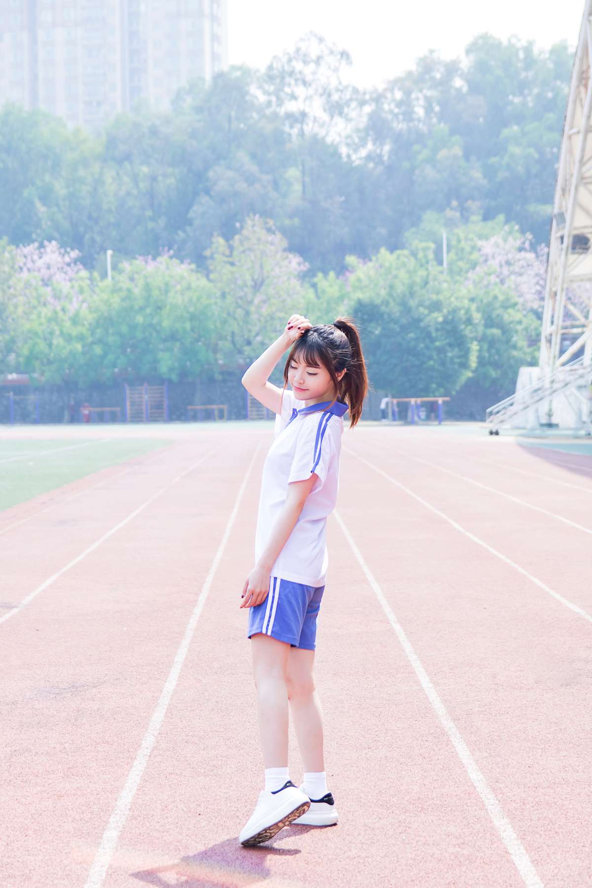 图片[4]-[YALAYI雅拉伊]2020.11.25 NO.731 阳阳《那些年》在线浏览 – 速更版-美库