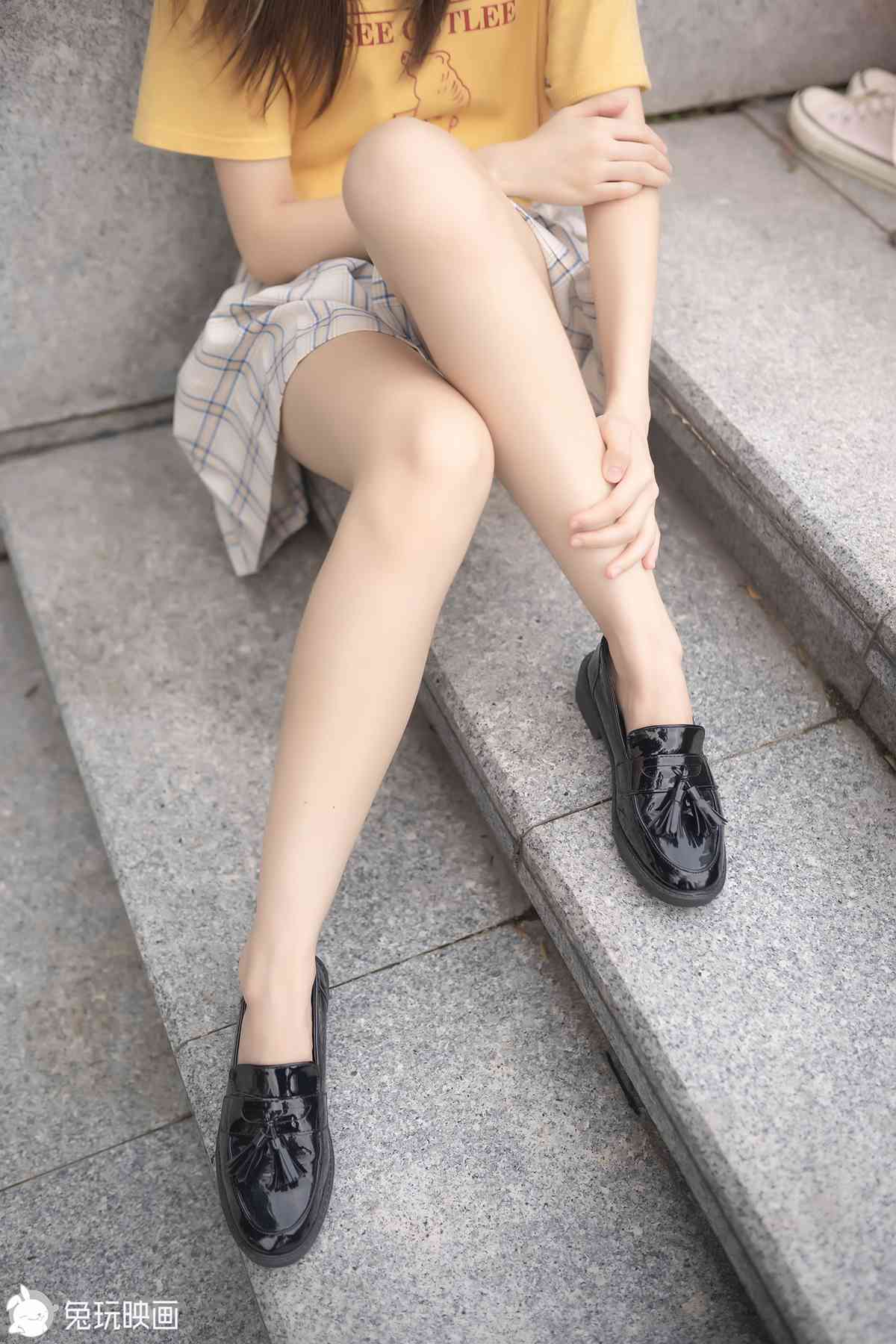 图片[5]-兔玩映画 C156 楼梯上的果腿格裙 [40P] – 速更版-美库