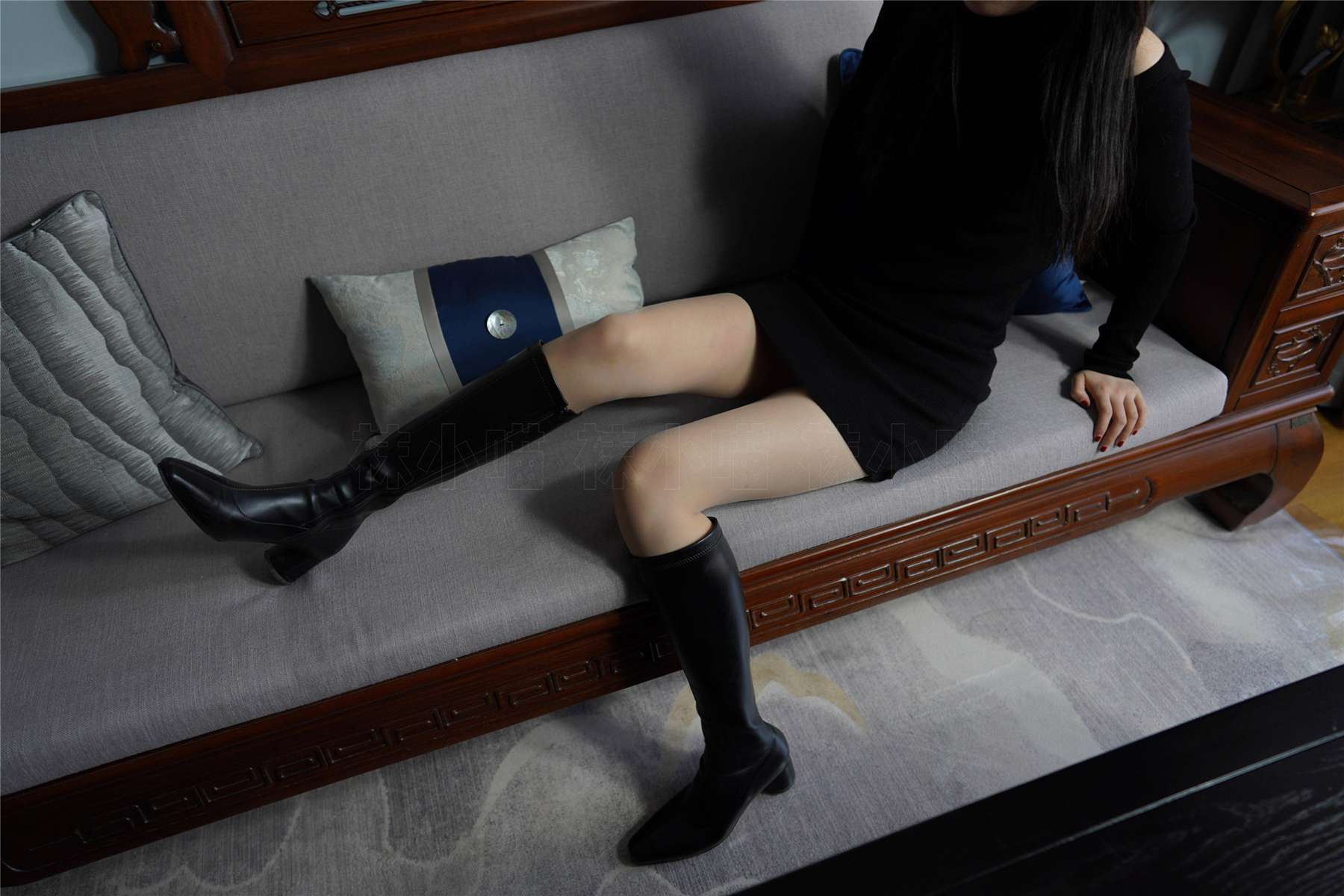 图片[18]-[kittyWawa袜小喵] KT264 《黑短裙与靴》[100P] – 速更版-美库