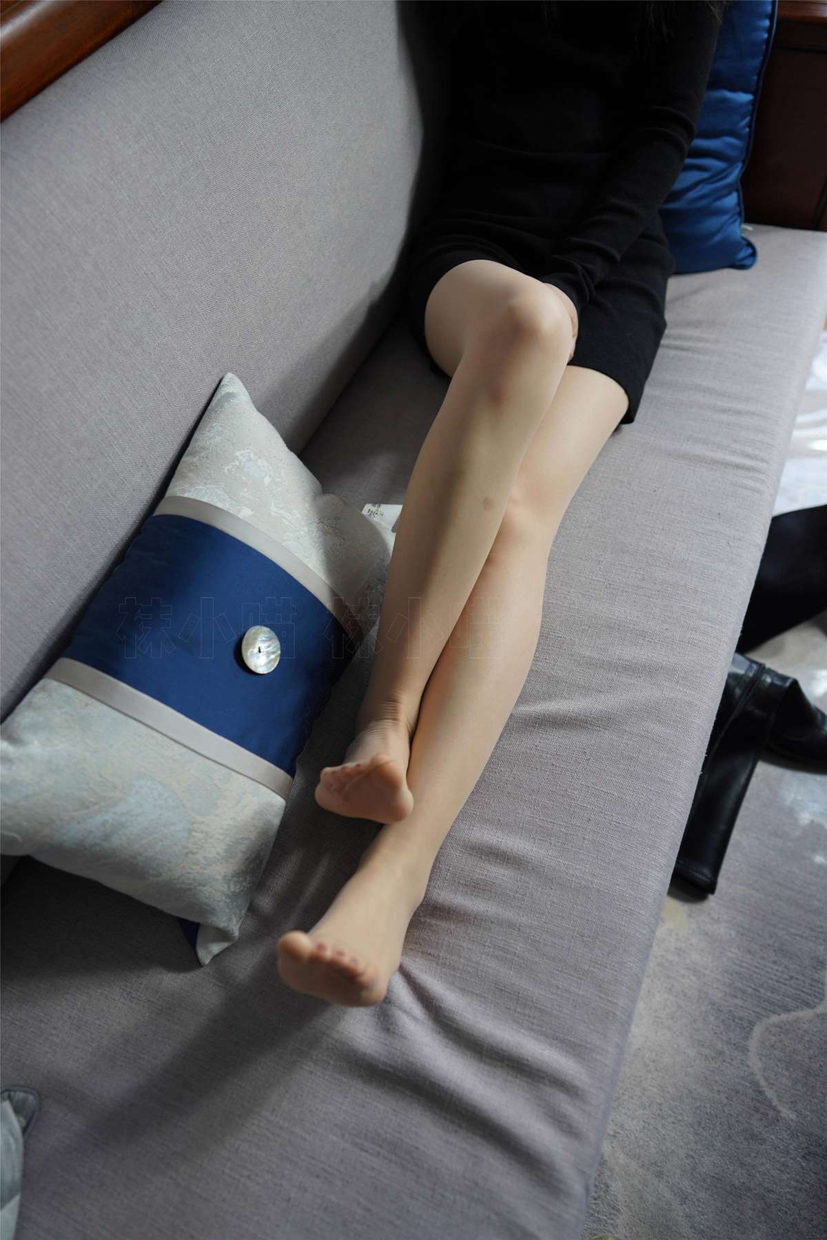 图片[72]-[kittyWawa袜小喵] KT264 《黑短裙与靴》[100P] – 速更版-美库