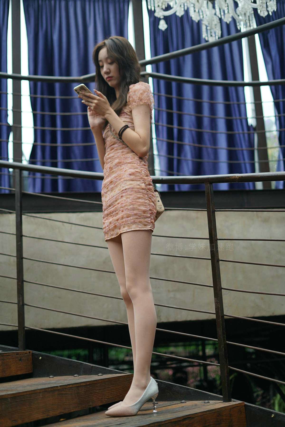 图片[87]-[学妹加速跑] XM095《这！就叫美腿-九九》[97P] – 速更版-美库