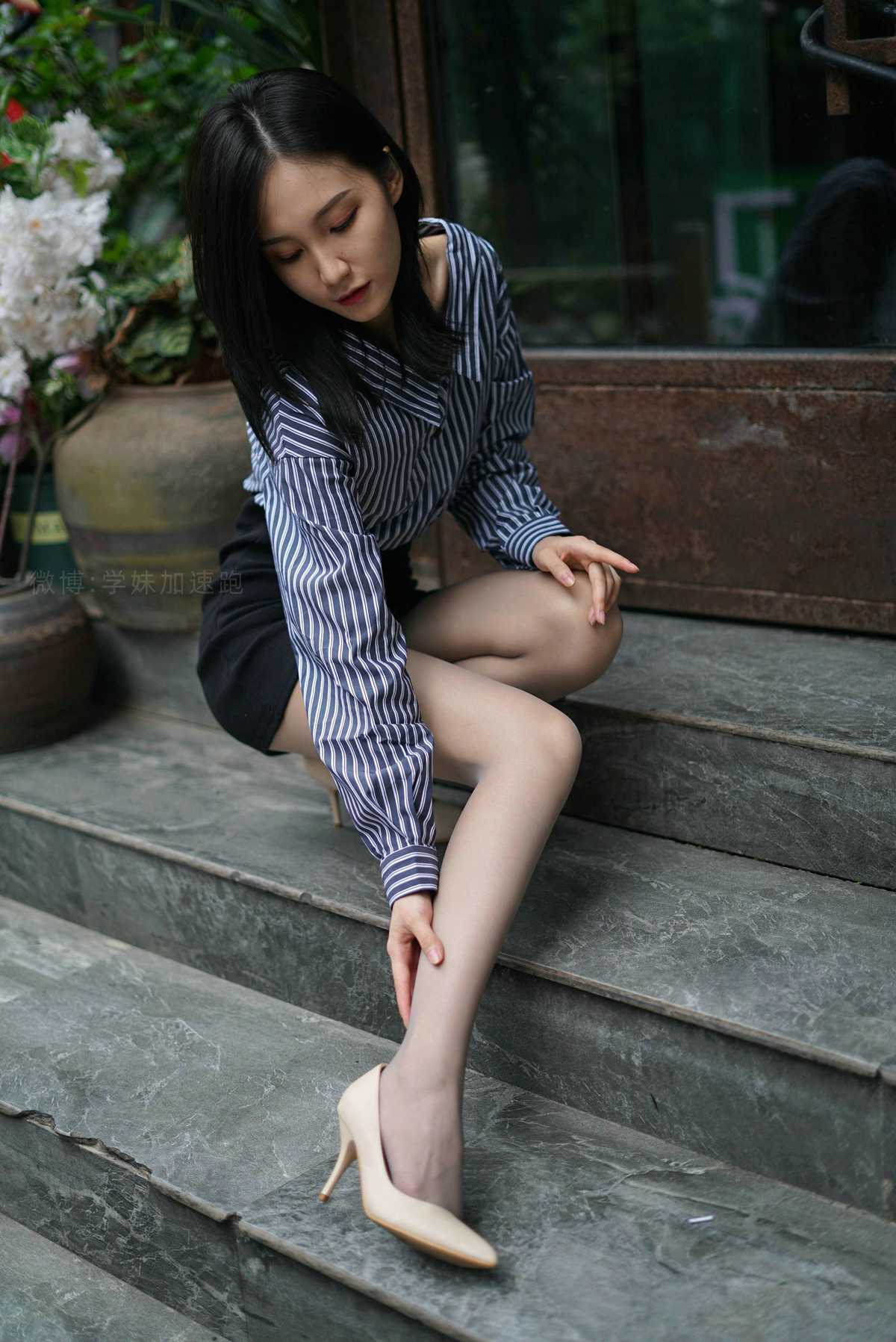 图片[34]-[学妹加速跑] XM094《无价之腿-腿腿》[101P] – 速更版-美库