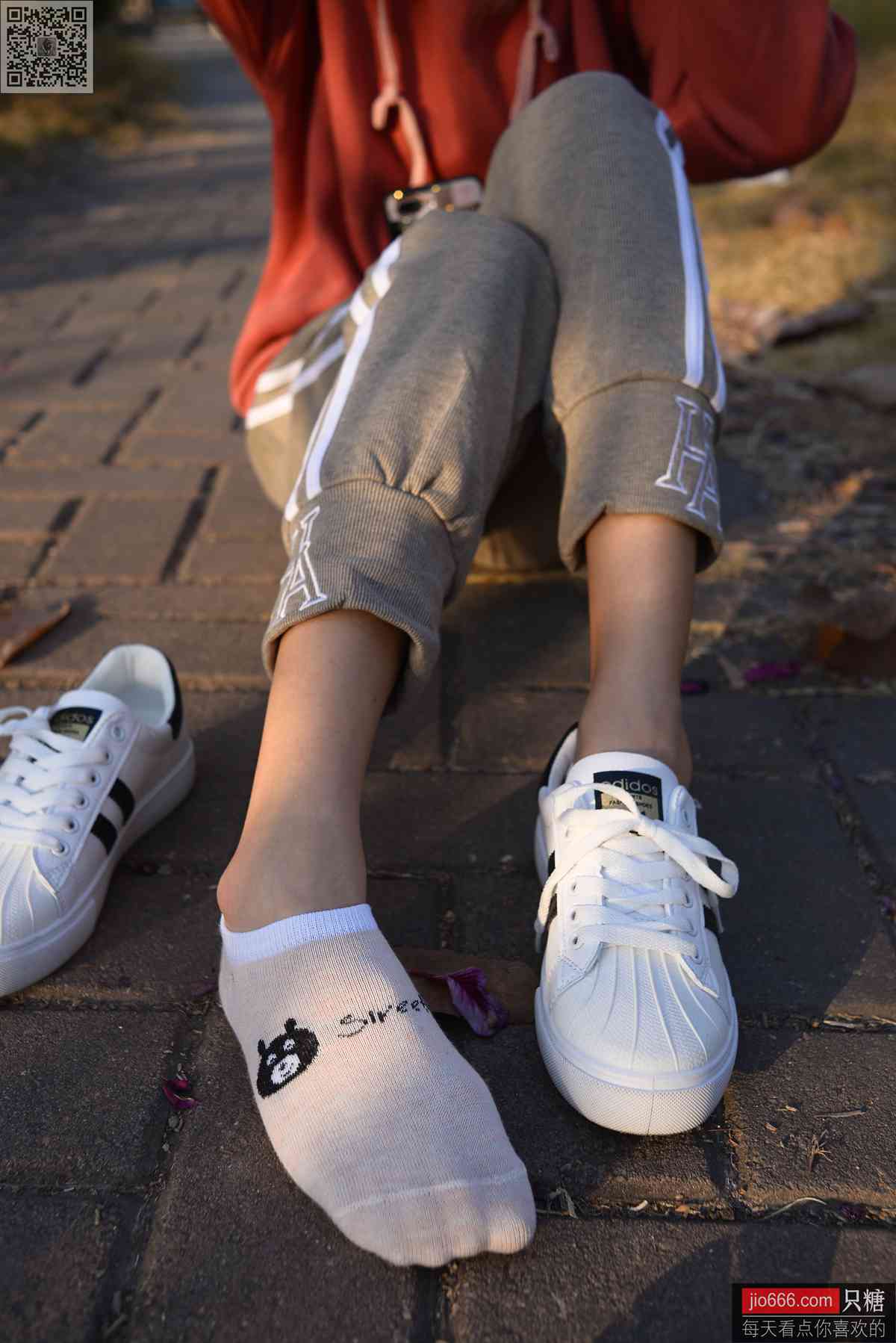 图片[13]-[只糖棉袜]NO.141 贝贝 冬日下午的小时光[43P] – 速更版-美库