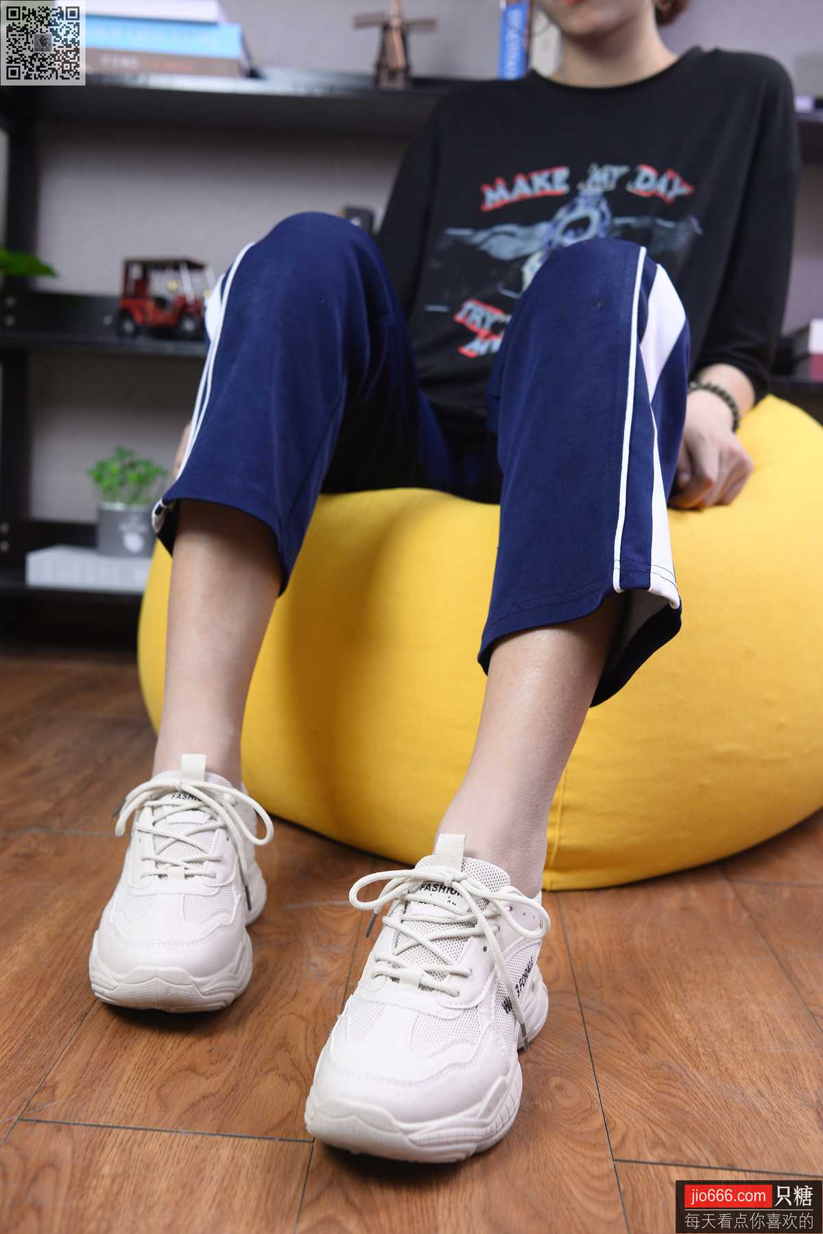 图片[28]-[只糖棉袜]NO.142 彤彤 你笑起来真像好天气[298P] – 速更版-美库