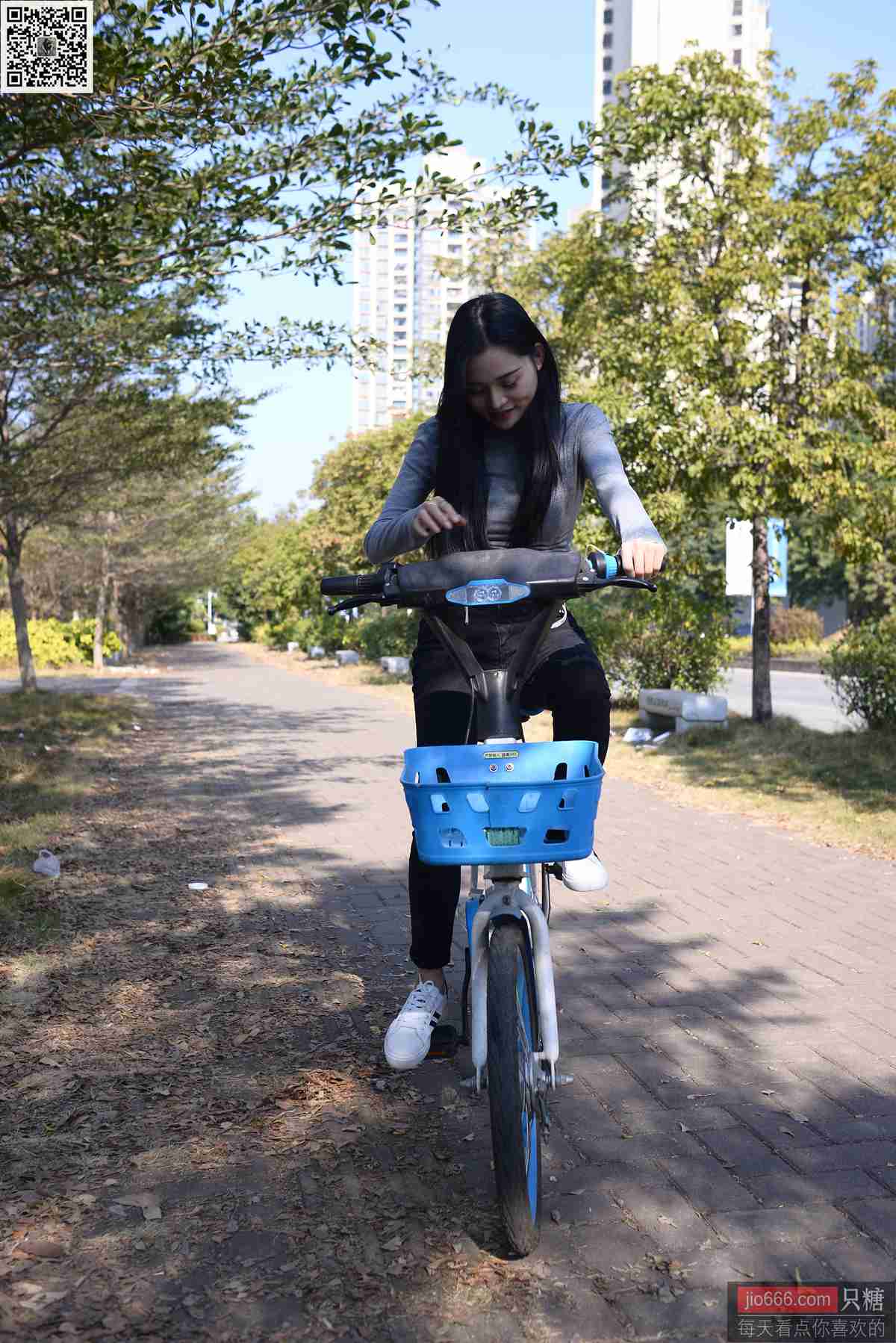 图片[194]-[只糖棉袜]NO.143 文文 深秋和冬天是个告别的好季节[228P] – 速更版-美库