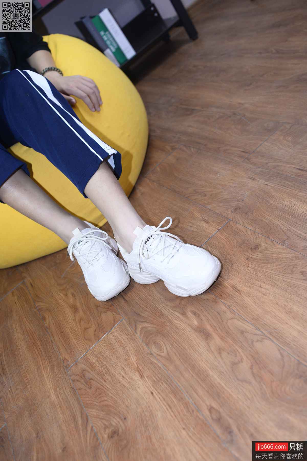 图片[244]-[只糖棉袜]NO.142 彤彤 你笑起来真像好天气[298P] – 速更版-美库