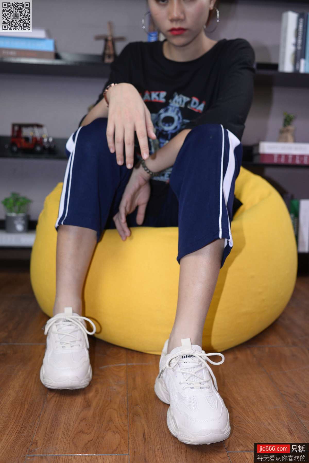 图片[129]-[只糖棉袜]NO.142 彤彤 你笑起来真像好天气[298P] – 速更版-美库